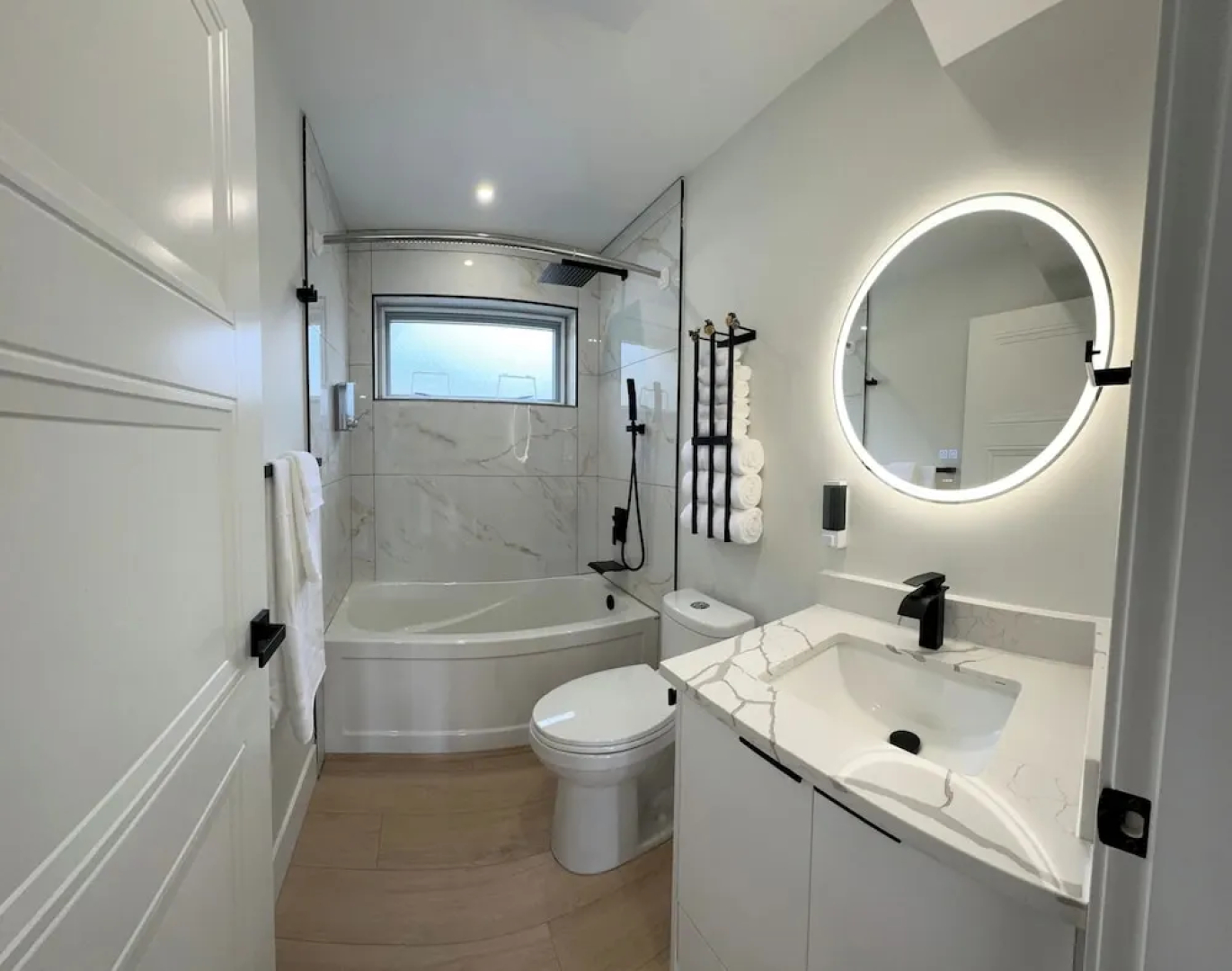 Peachview Suites