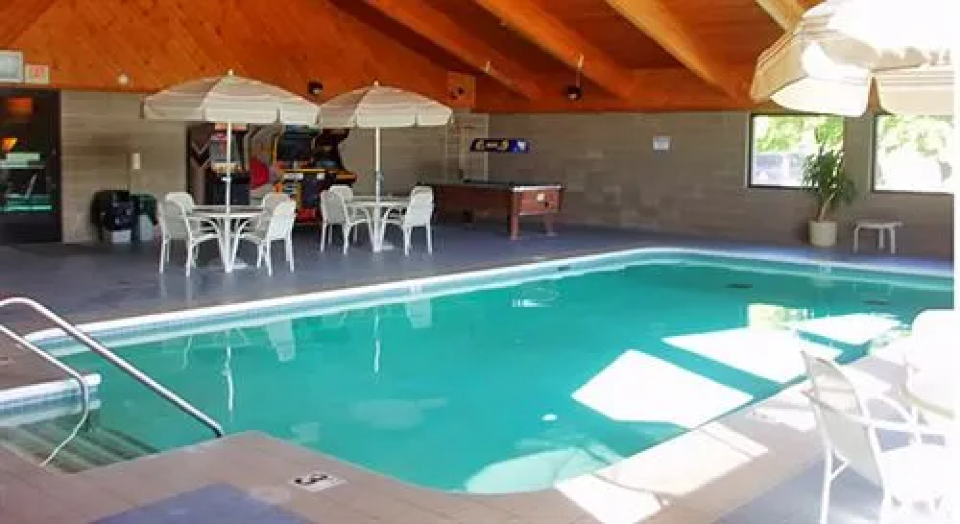 AmericInn Lodge & Suites Green Bay West