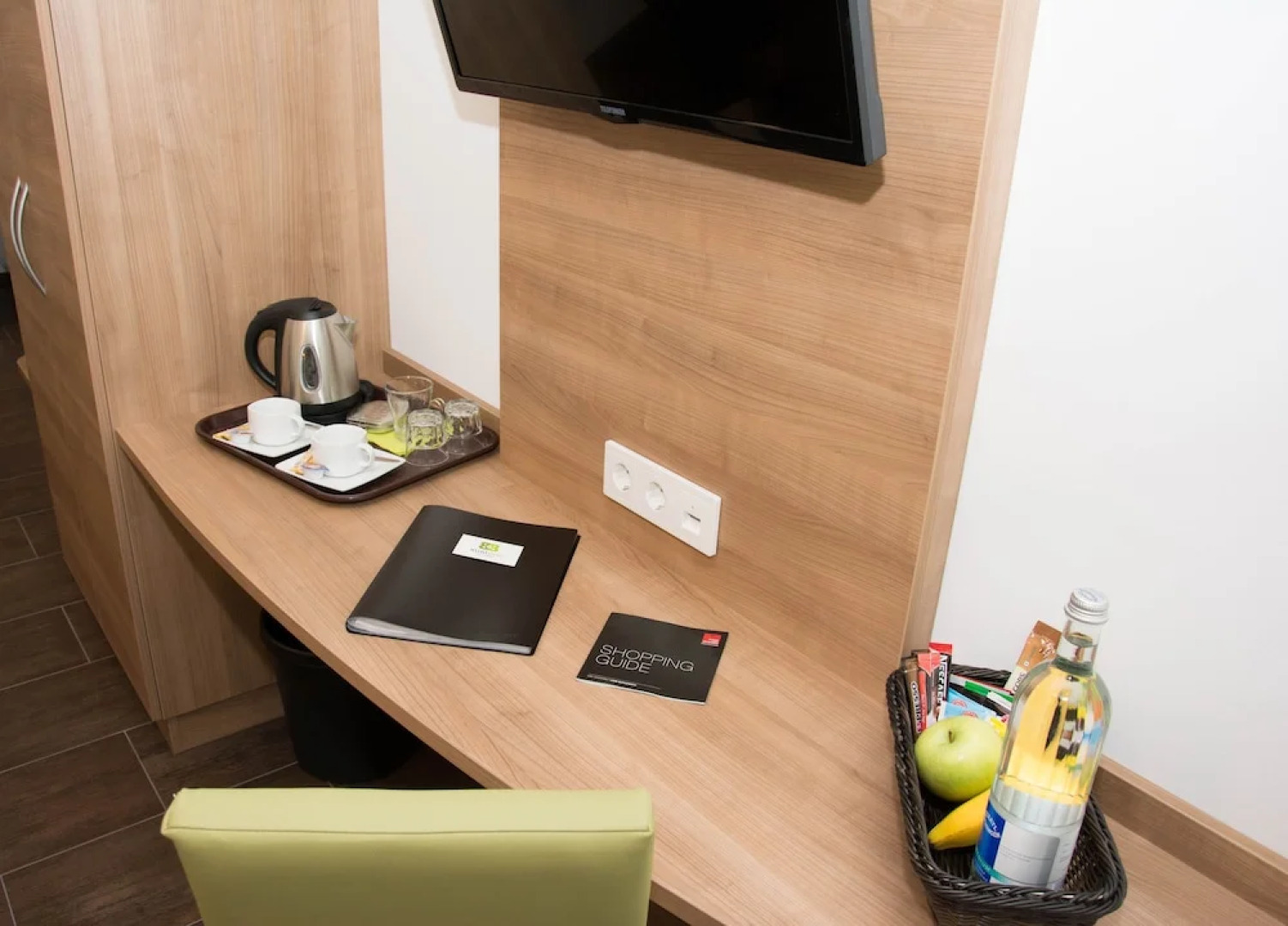 Bed and Breakfast Outlet Hotel