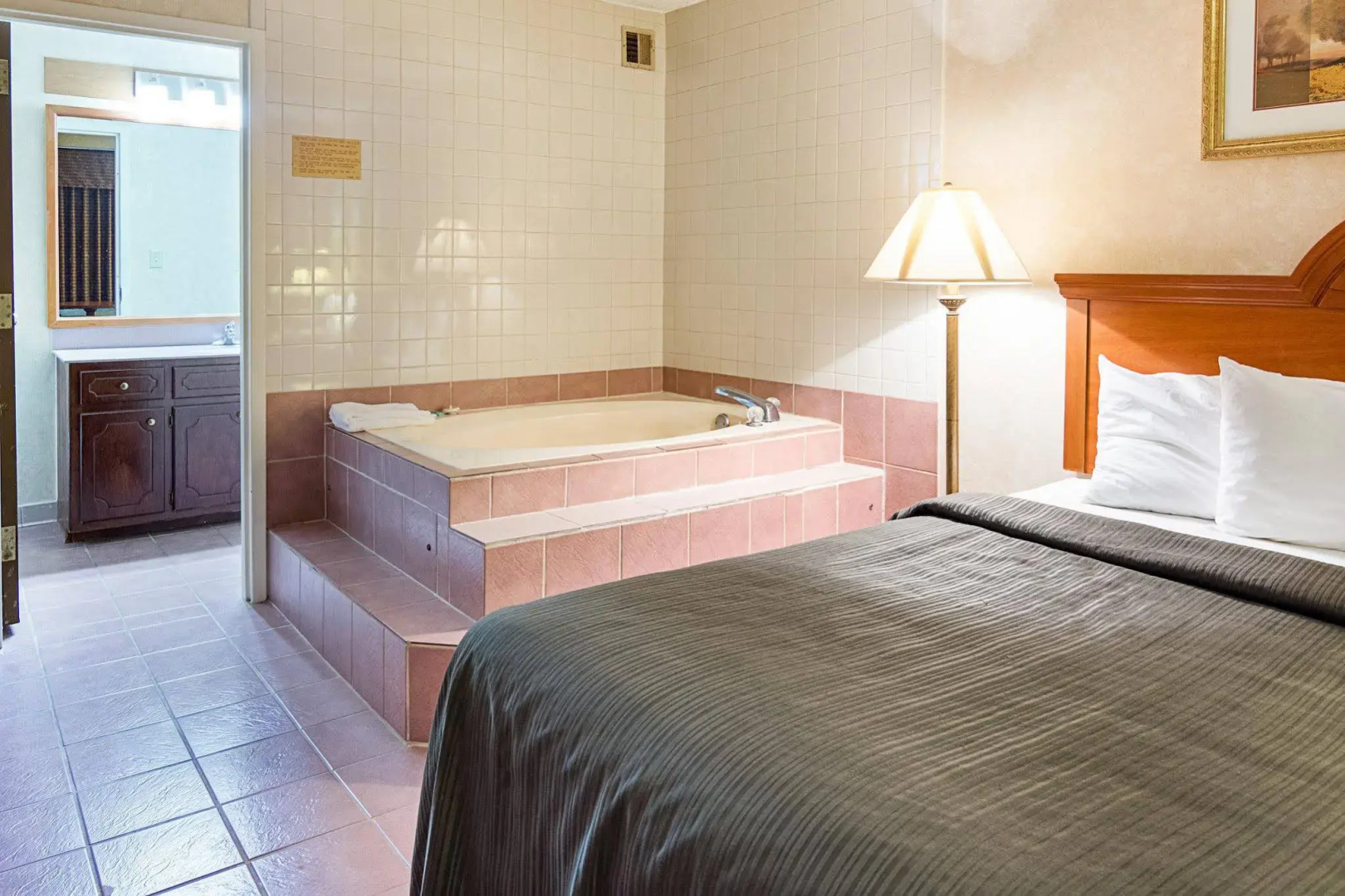 Quality Inn Petersburg Fort Lee Area