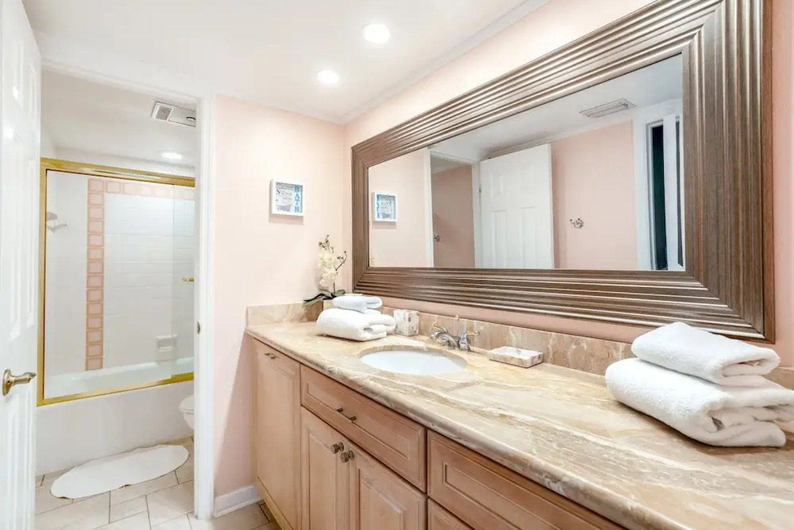 Ultimate 6 Bedroom 5 Bathroom On Bay Hill