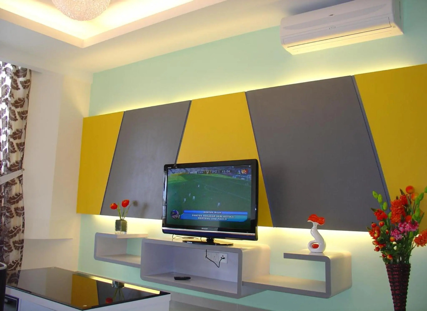 Duta Hotel & Residence