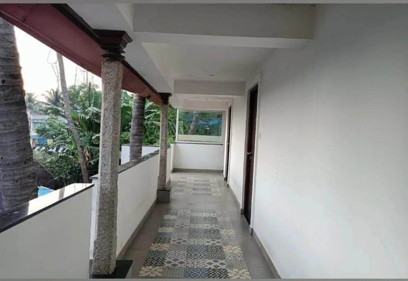 Le Aham Boutique Hotel