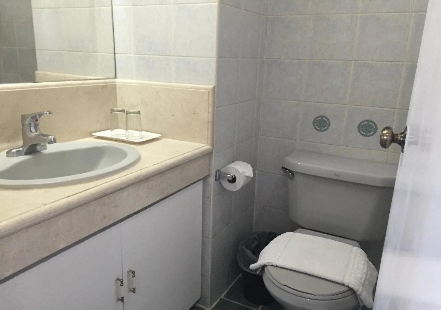 El Cielito Hotel - Sta. Rosa