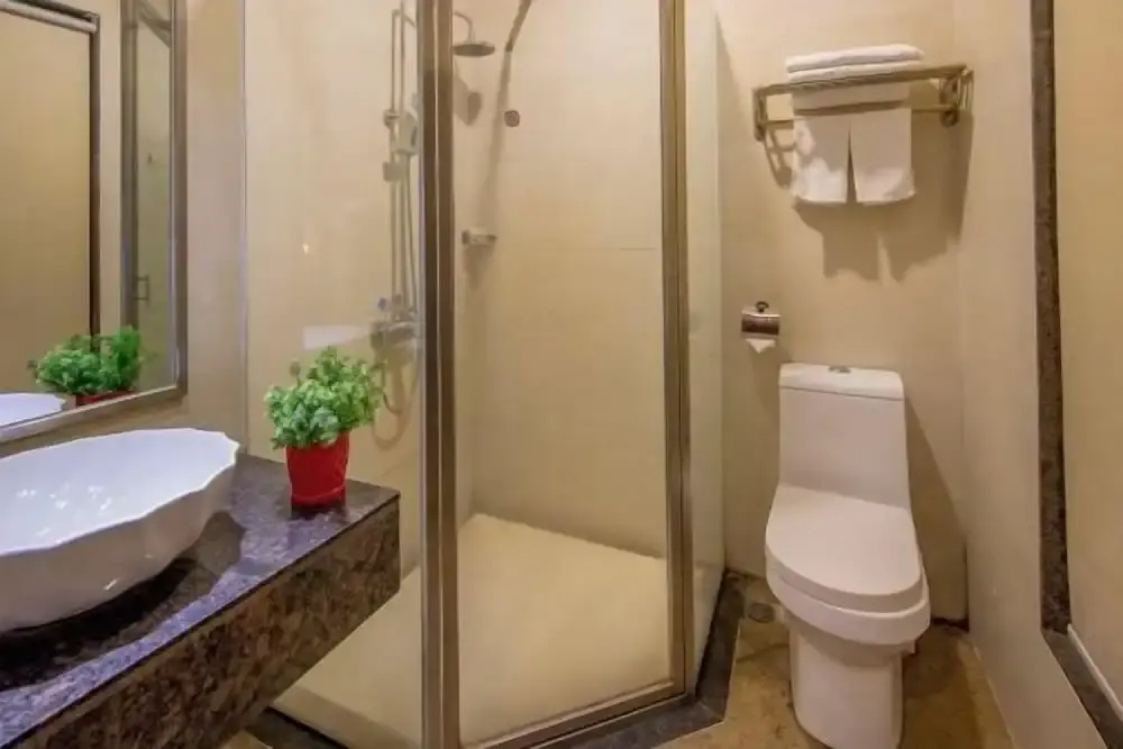 Huangguang Holiday Hotel