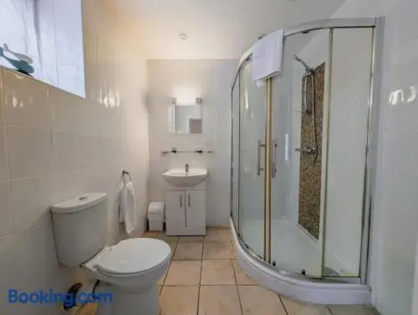 Bay  Harbour Luxury Holiday Apartments