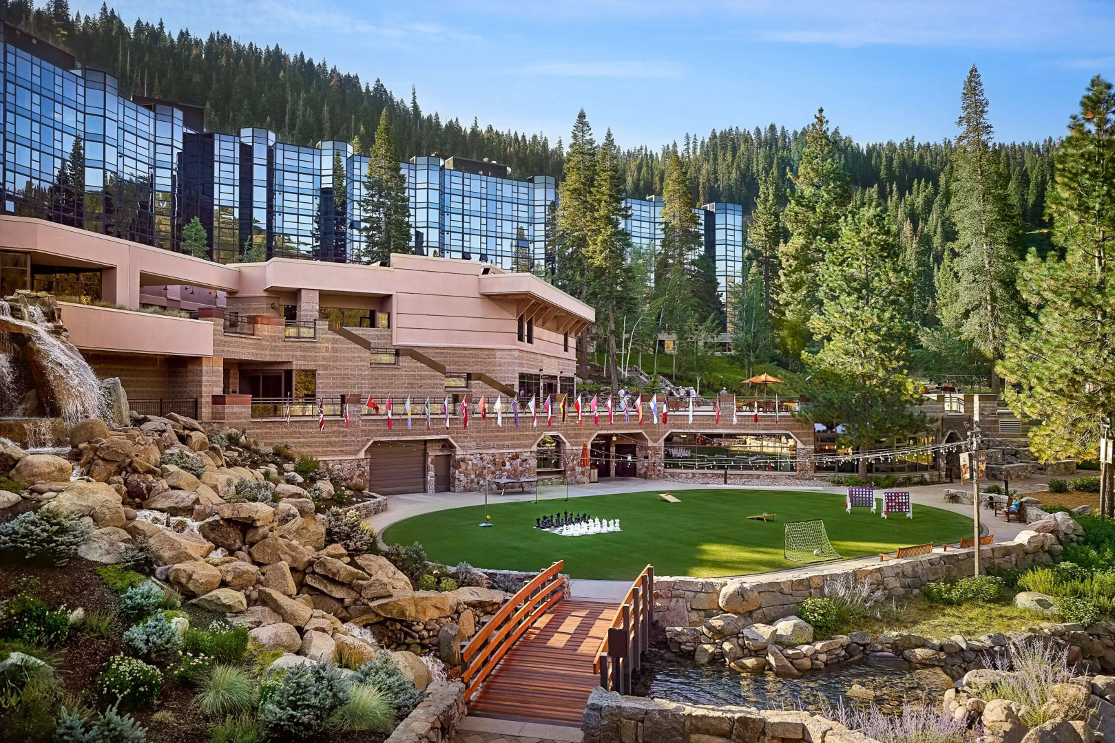 Everline Resort and Spa, Lake Tahoe
