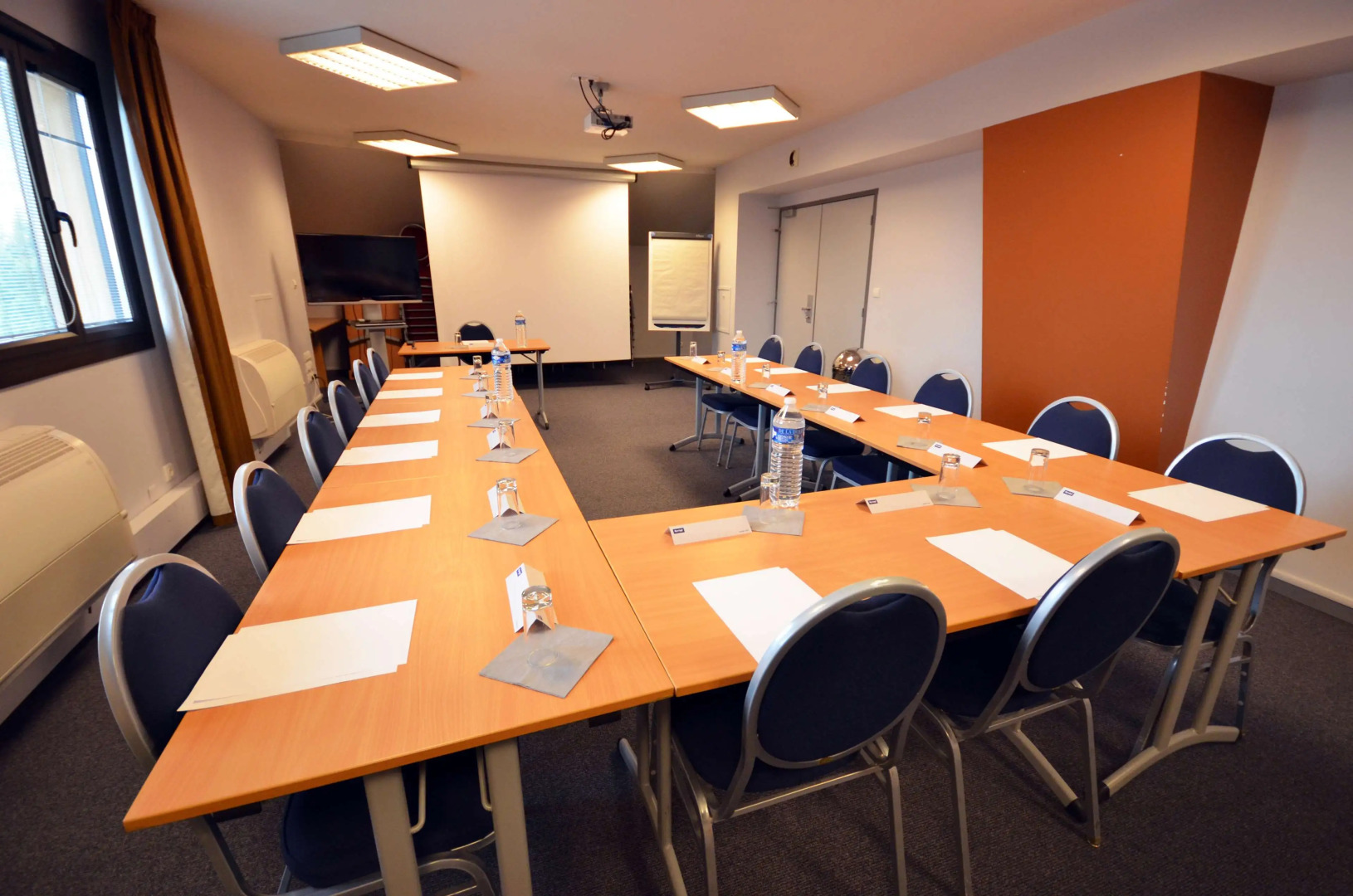 Kyriad DIJON EST - Mirande