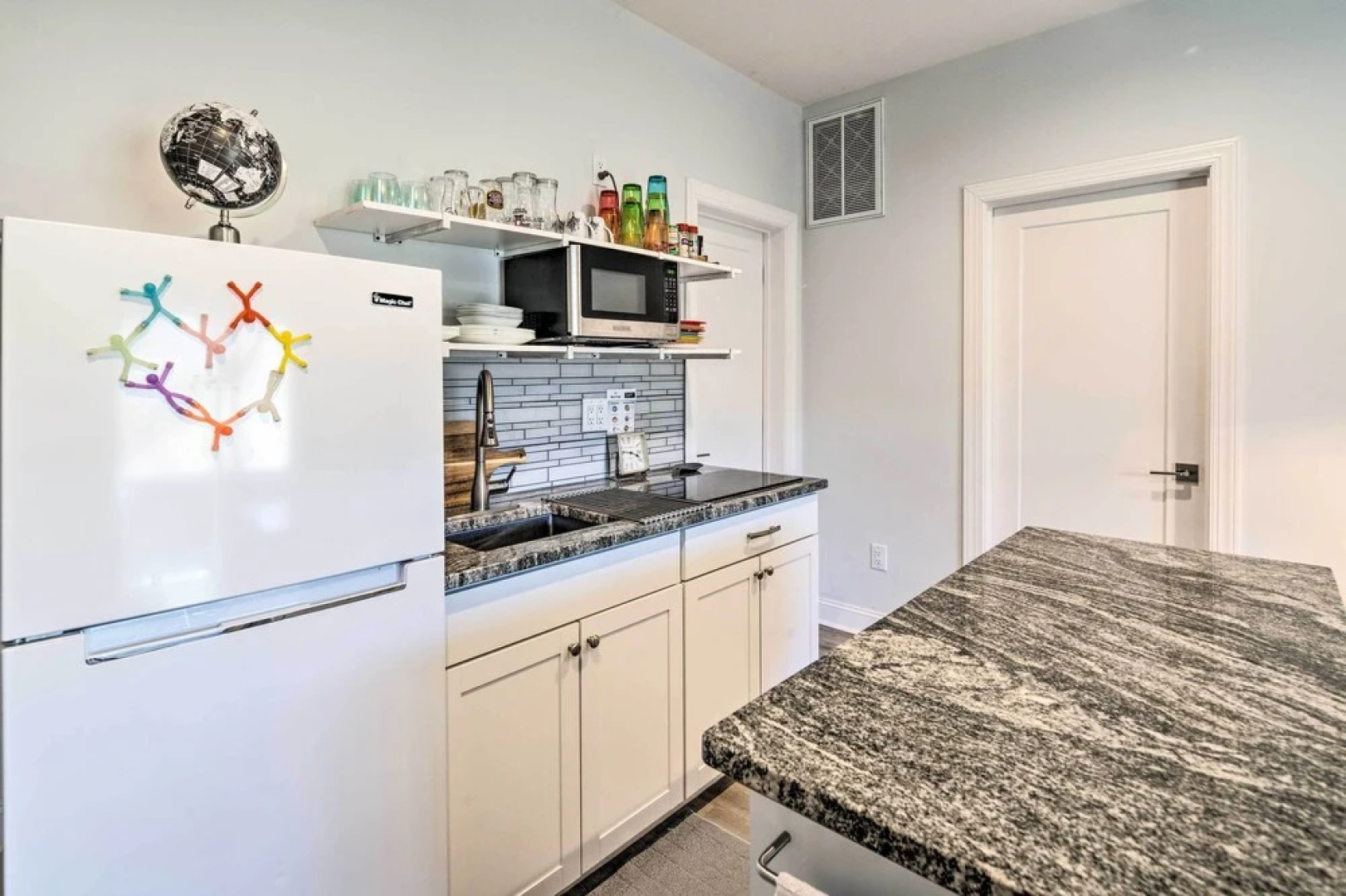 Comfy Asheville Vacation Rental w/ Hot Tub!