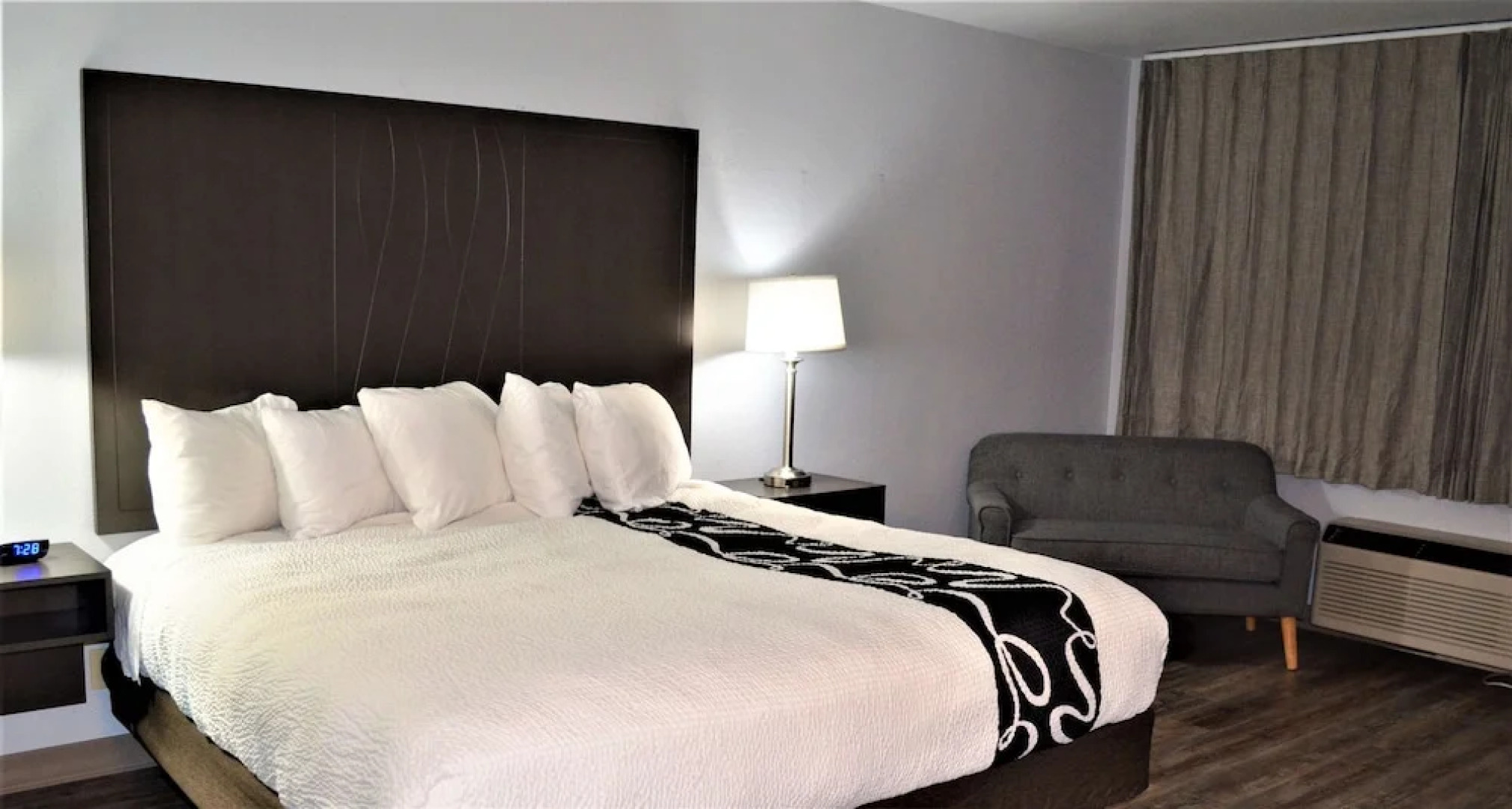 Richland Riverfront Hotel and Conference Center, Ascend Hotel Collection
