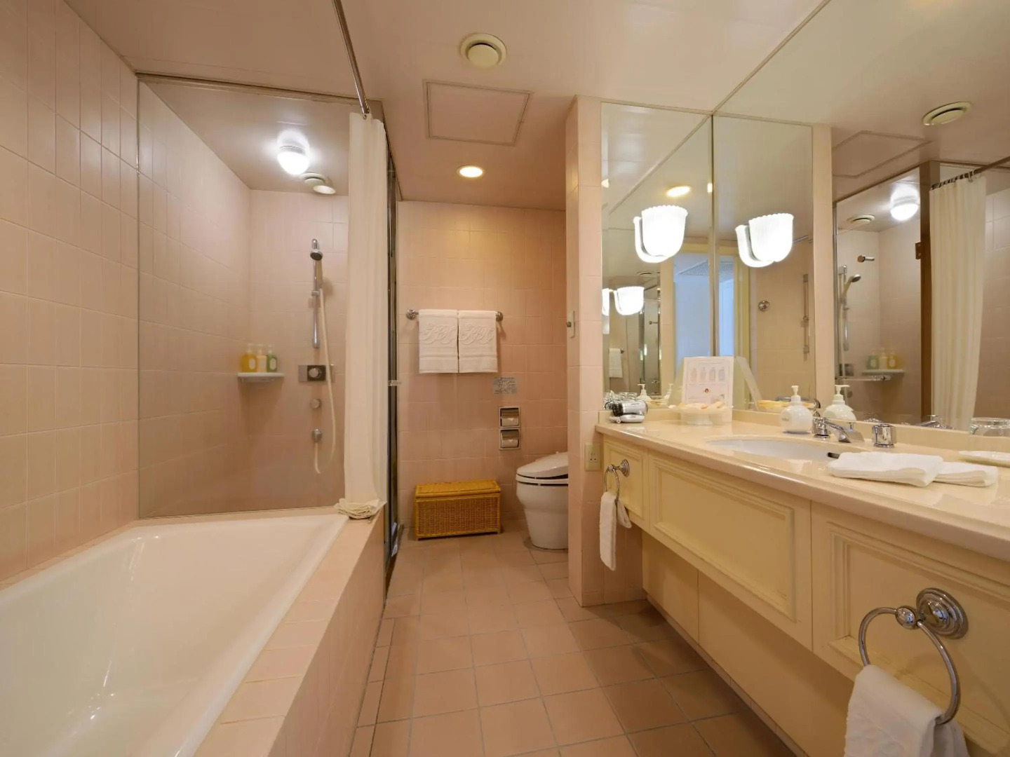 Sendai Royal Park Hotel