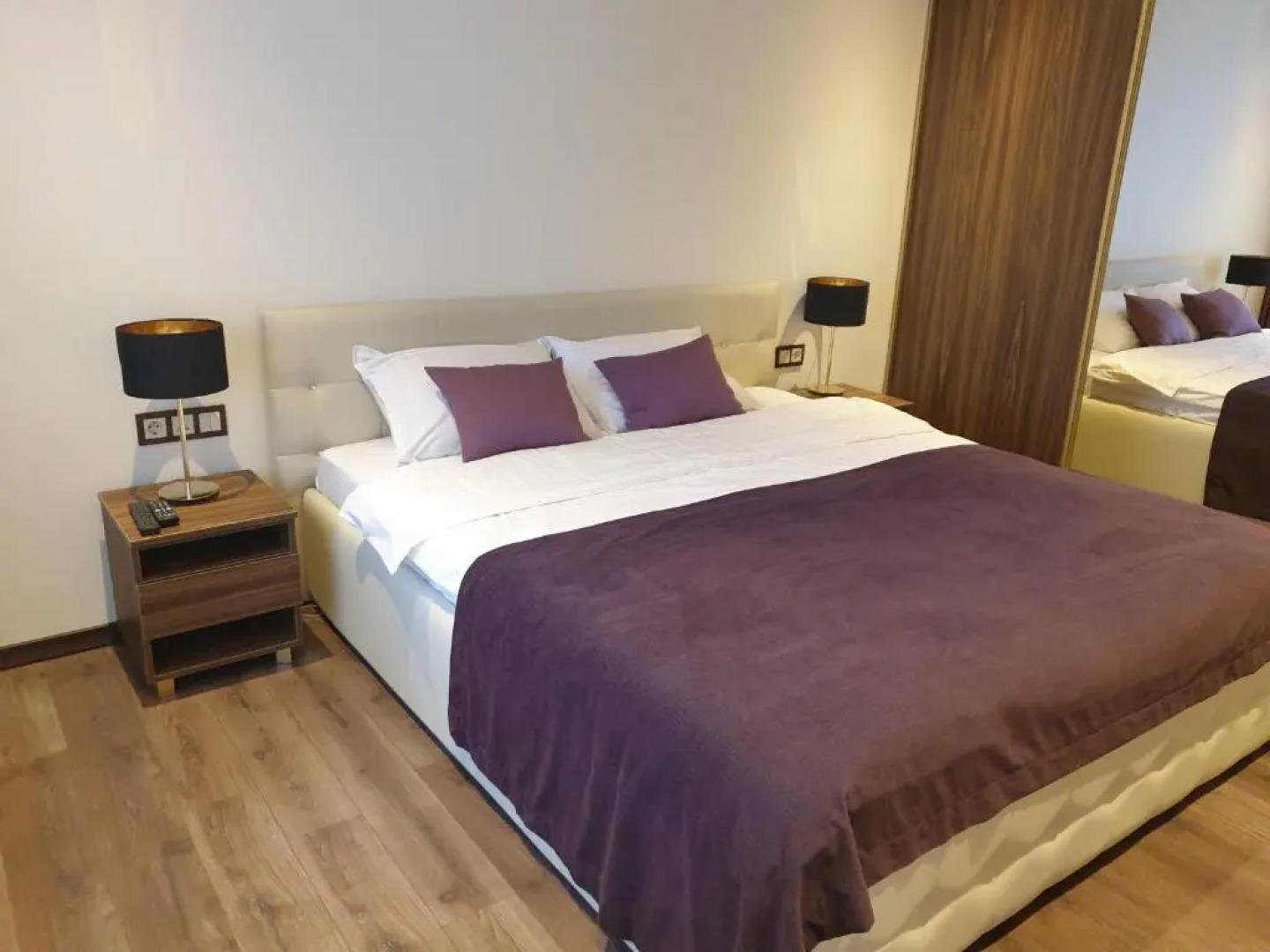 MARBEO 5 star luxury suites - Elkonu