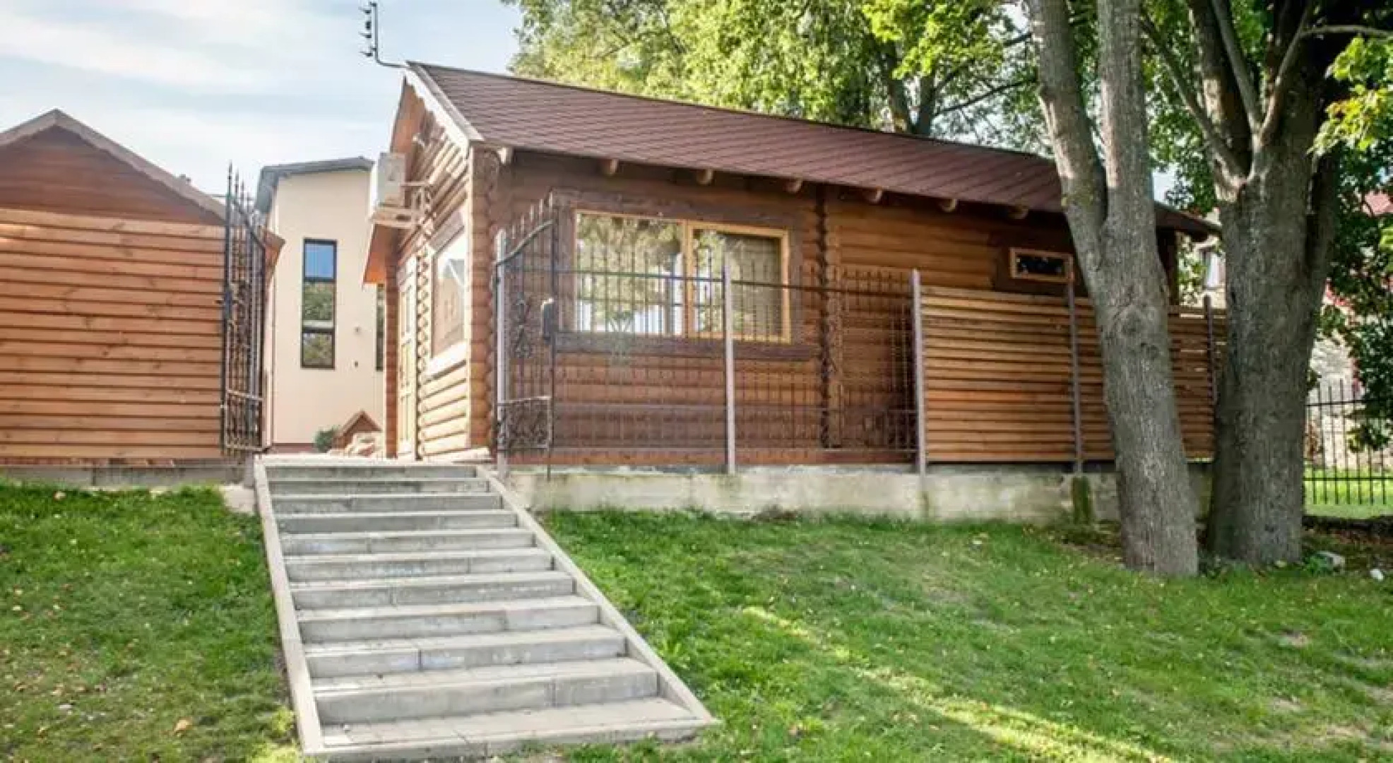 Svečių Namai Žasliuose