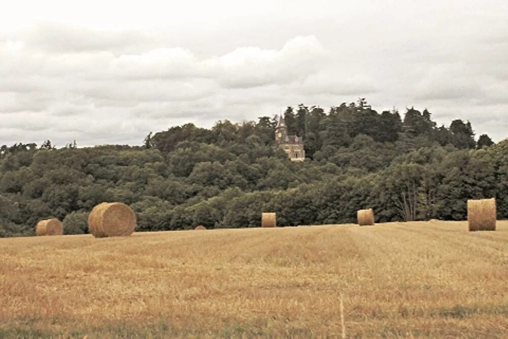 The Knight's Chamber at Chateau Le Mur