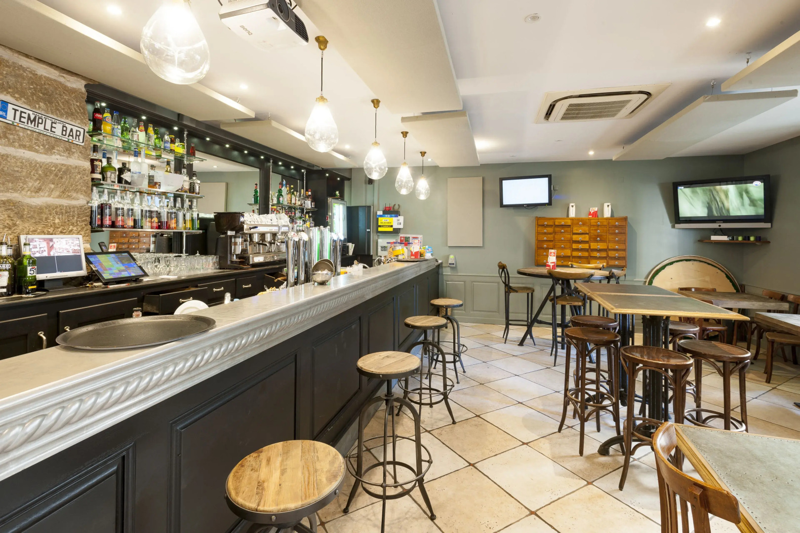 Hotel restaurant des Maures