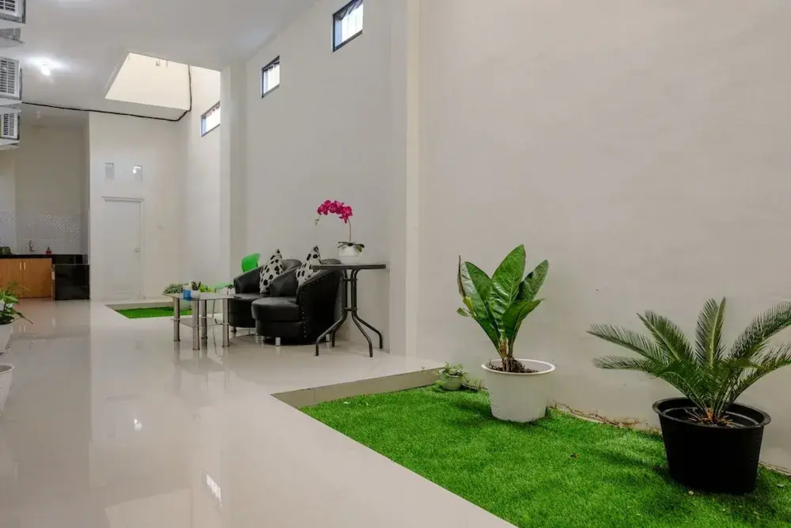 Capital O 2798 Semeru Residence Syariah