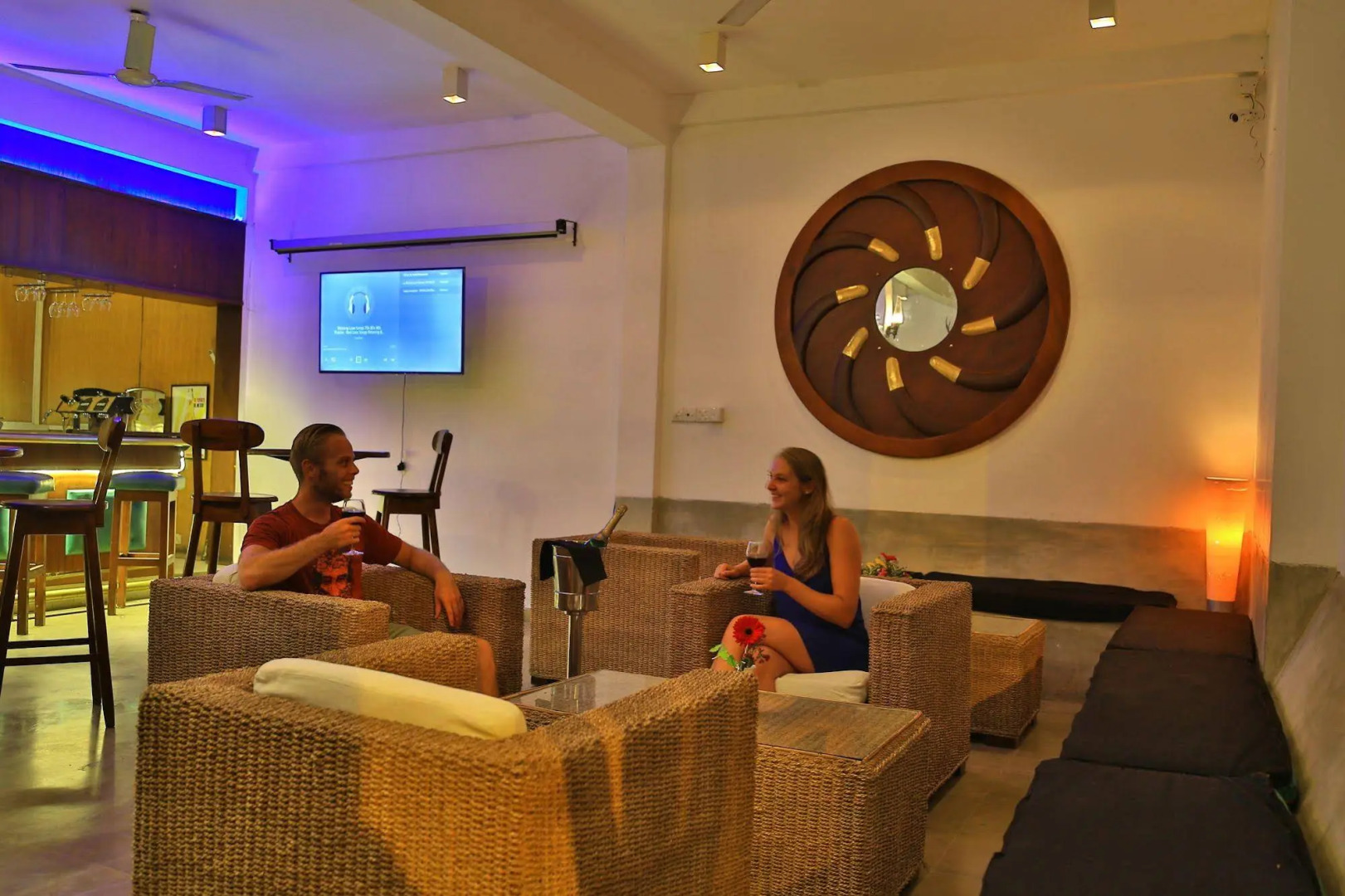 St. Lachlan Hotel & Suites