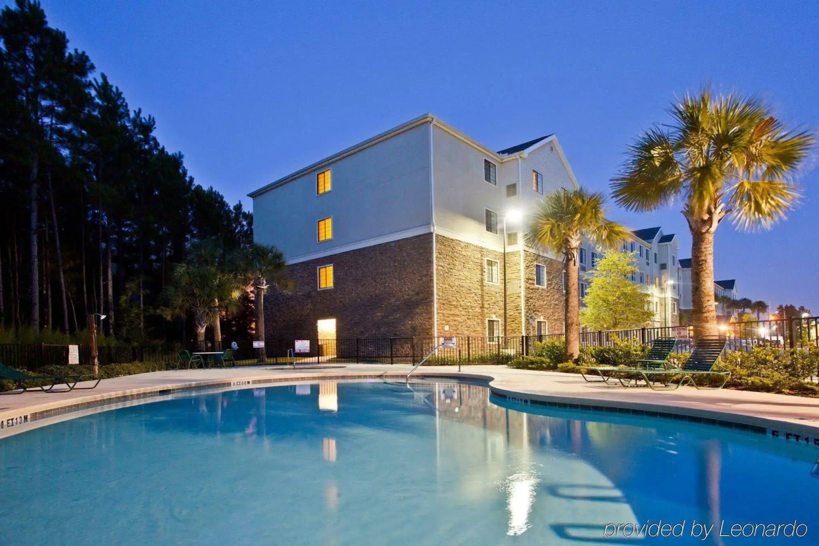 Homewood Suites by Hilton Jacksonville Deerwood Park