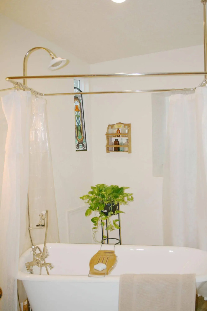 Red Horse Bed and Breakfast