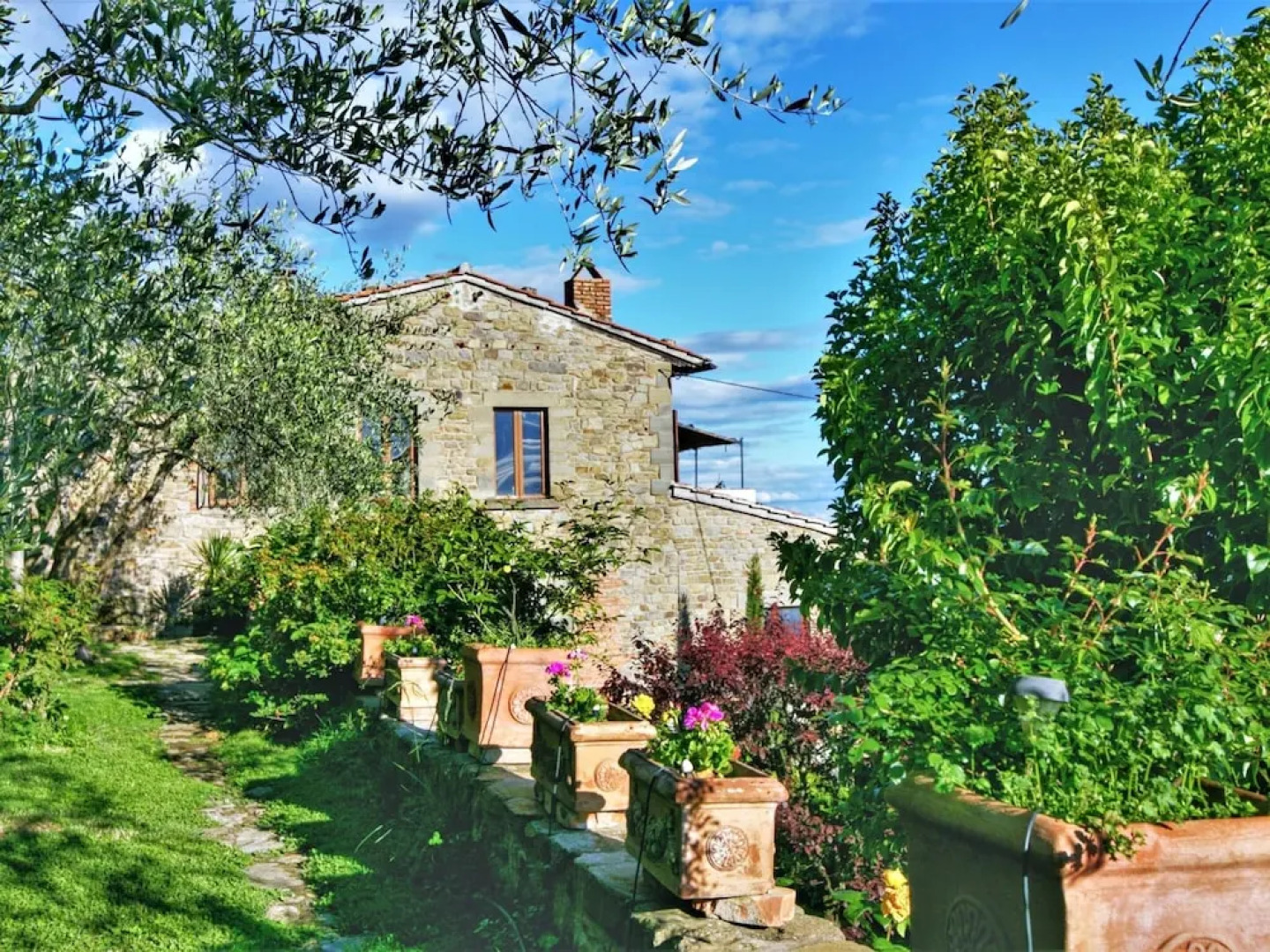 Stone House Villa With Spa in Cortona