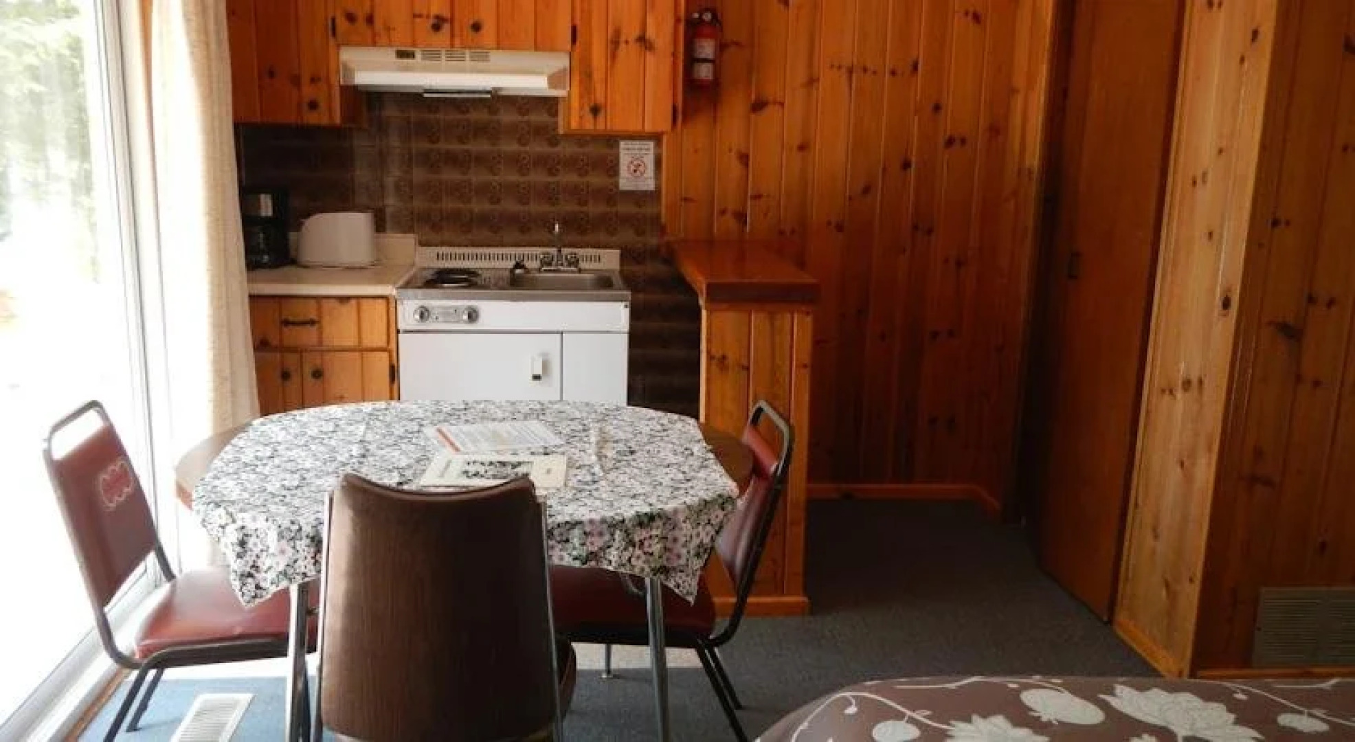 H & H Restaurant and Resort