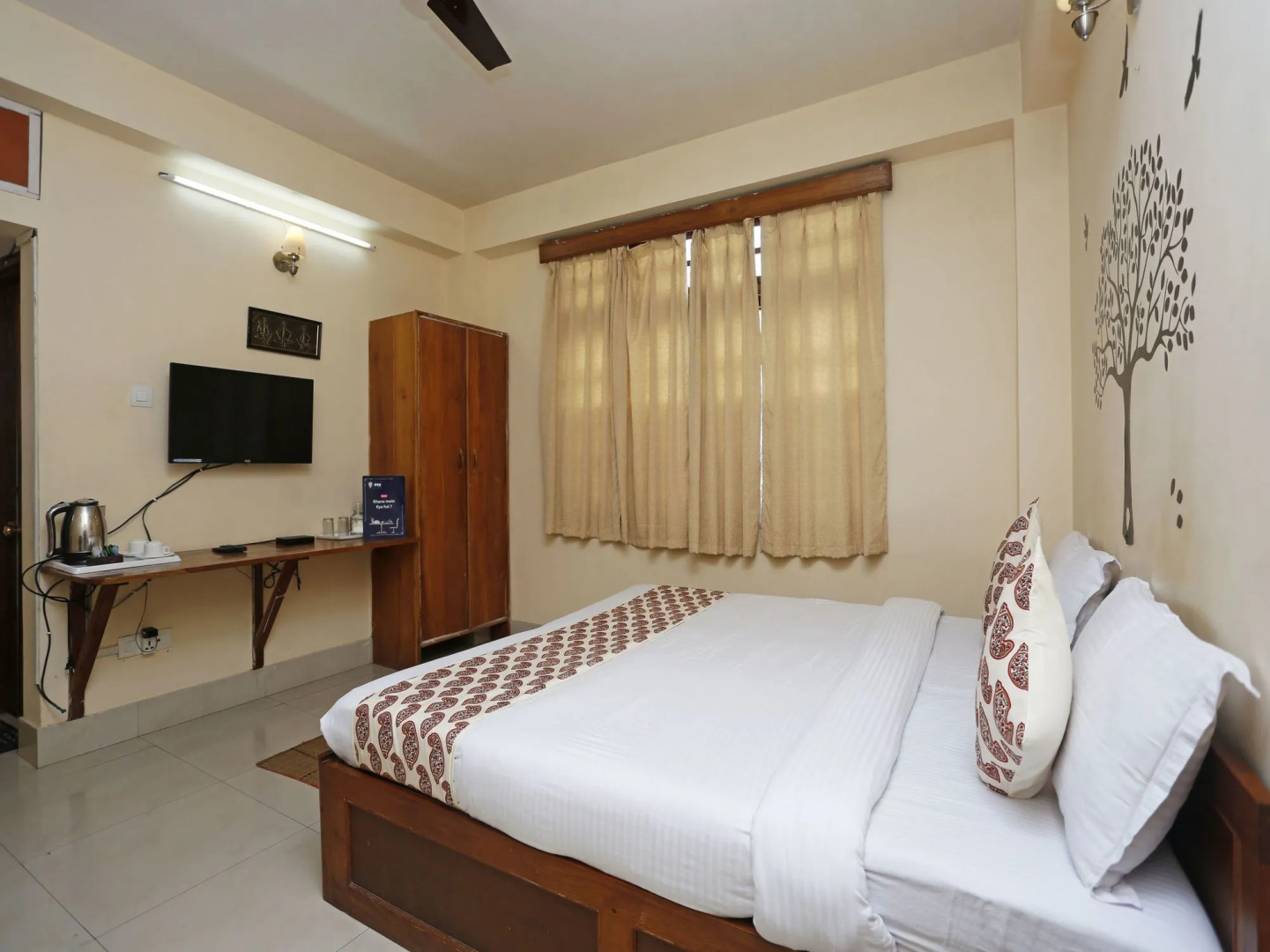 Capital O 2402 Hotel HighWinds