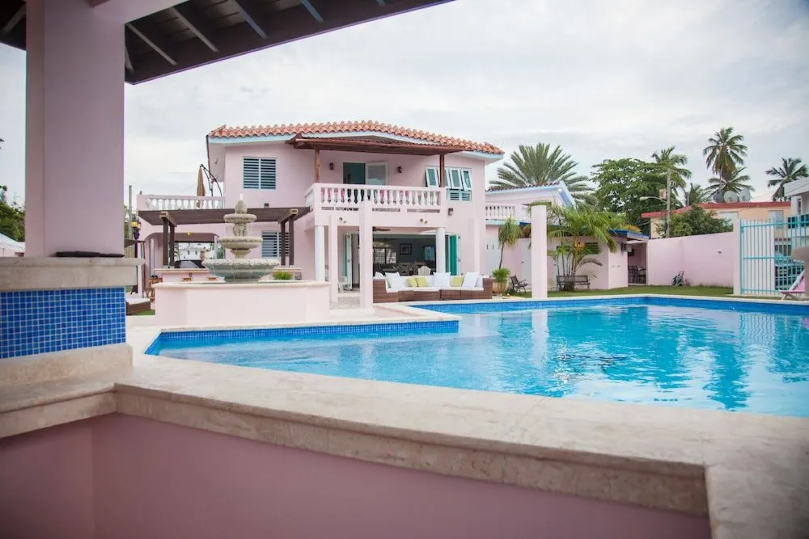 Casa Canal the Ultimate Casa