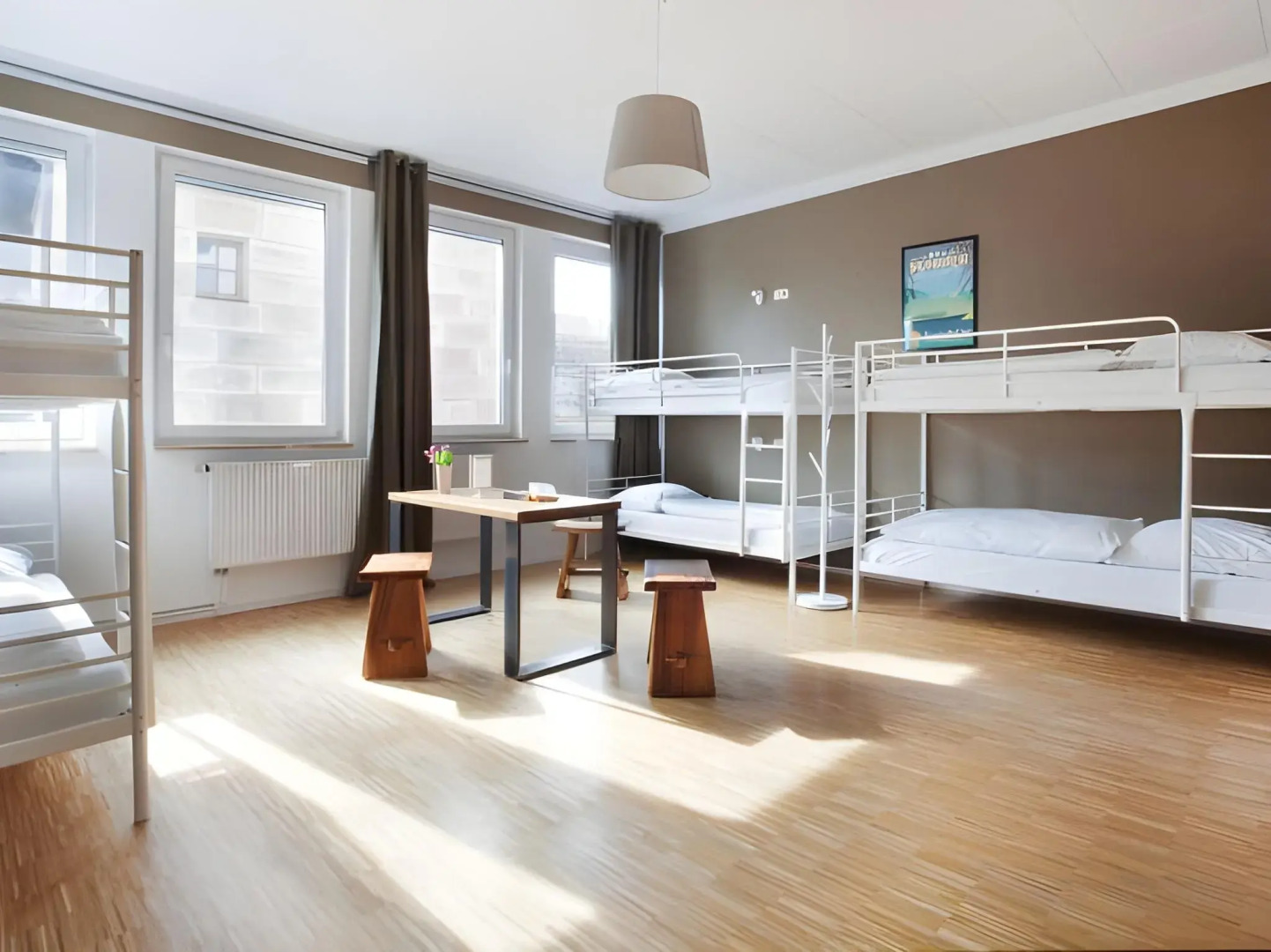 Five Reasons Hotel & Hostel