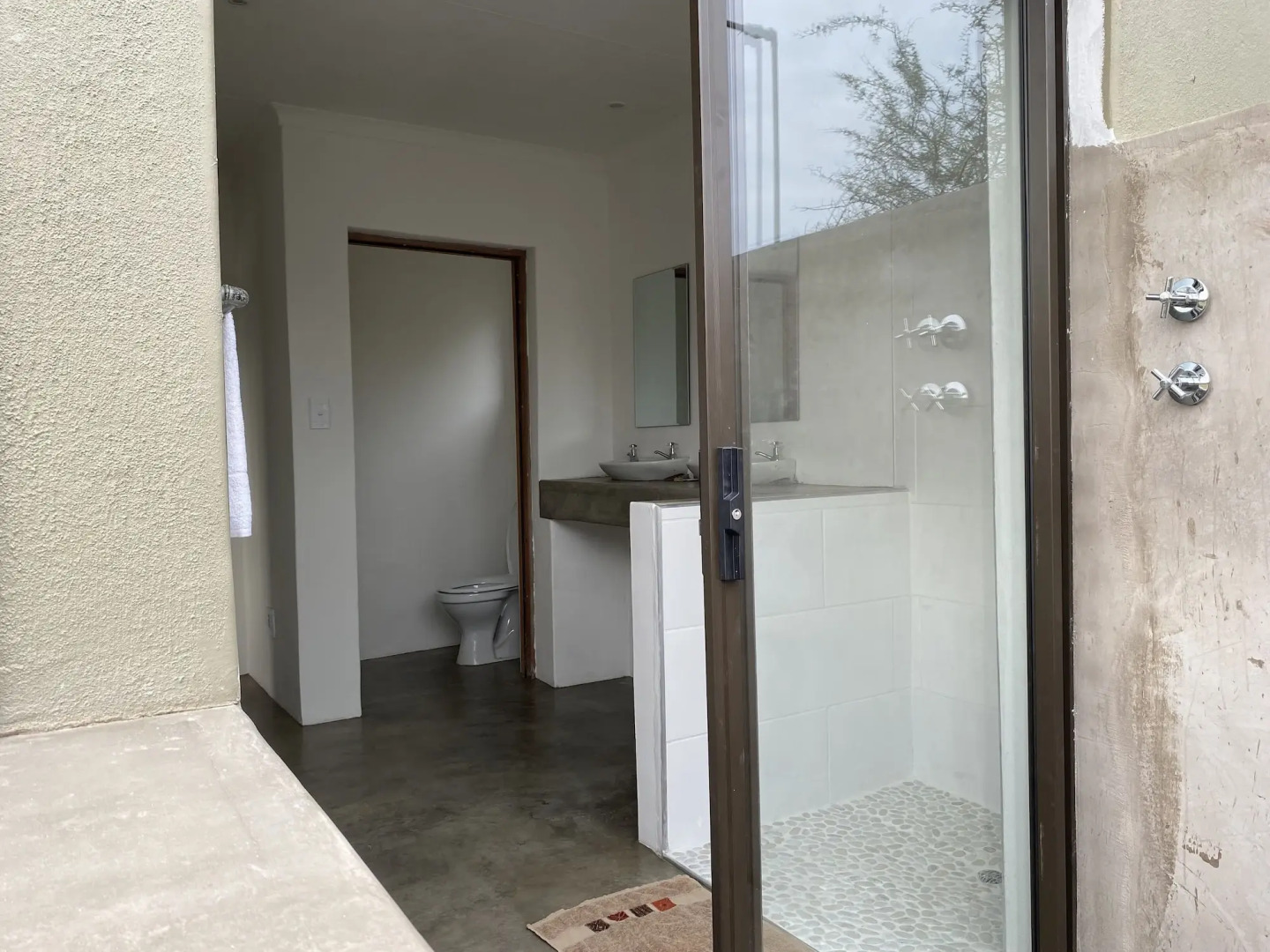 Sunset Lodge & Safaris