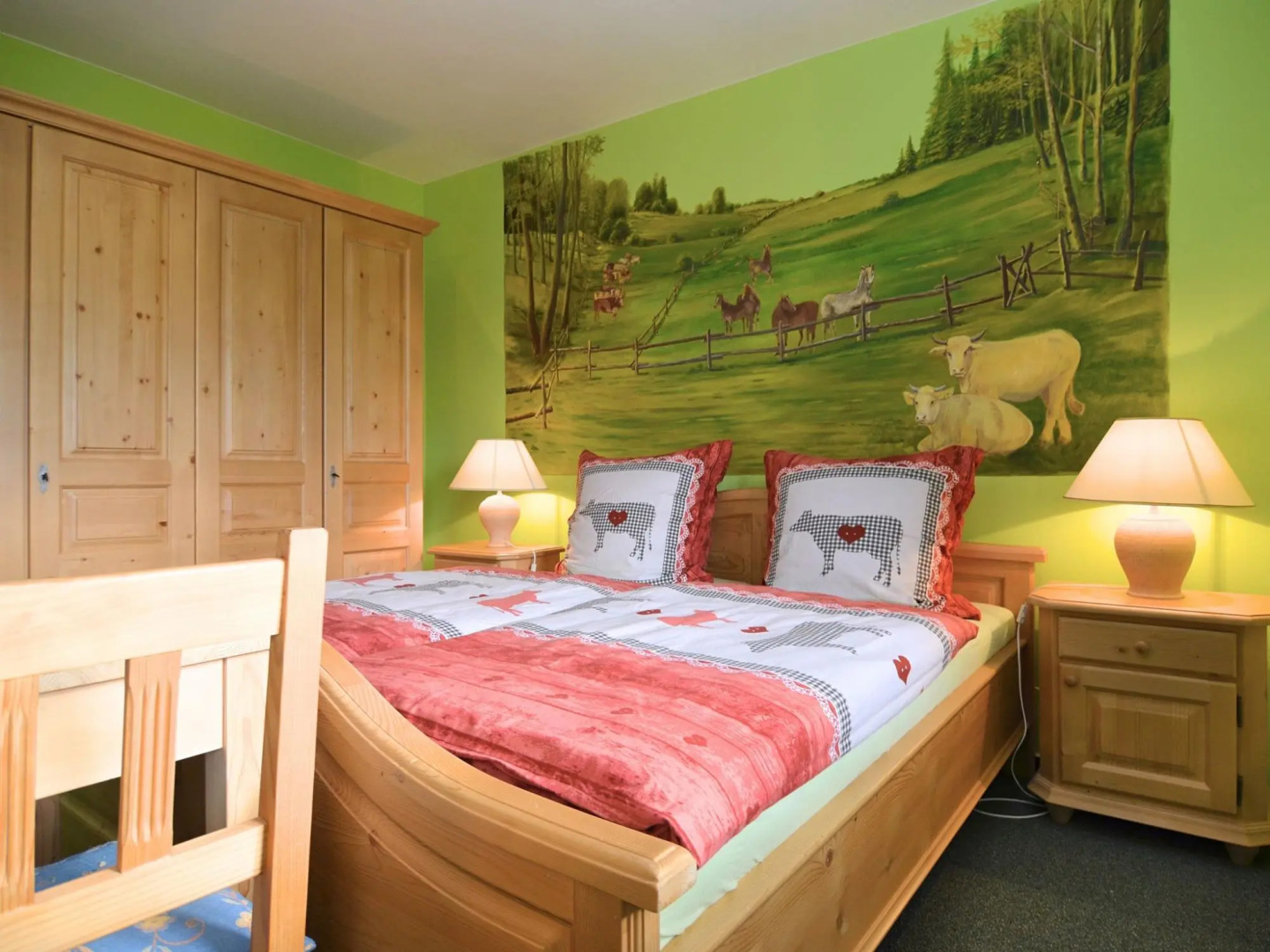 Spacious Villa near Forest in Buchet