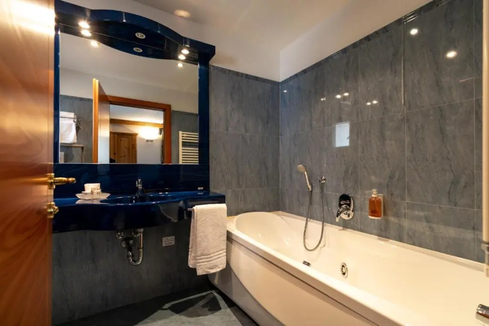 Hotel Isolabella Wellness