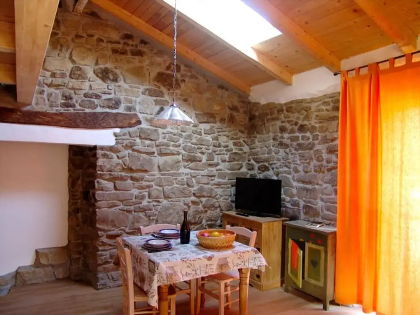 Studio in Castelmezzano, with Wonderful Mountain View, Furnished Balcony And Wifi