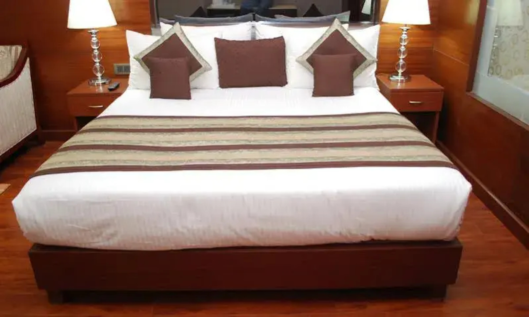 Clarks Inn Apple Tree