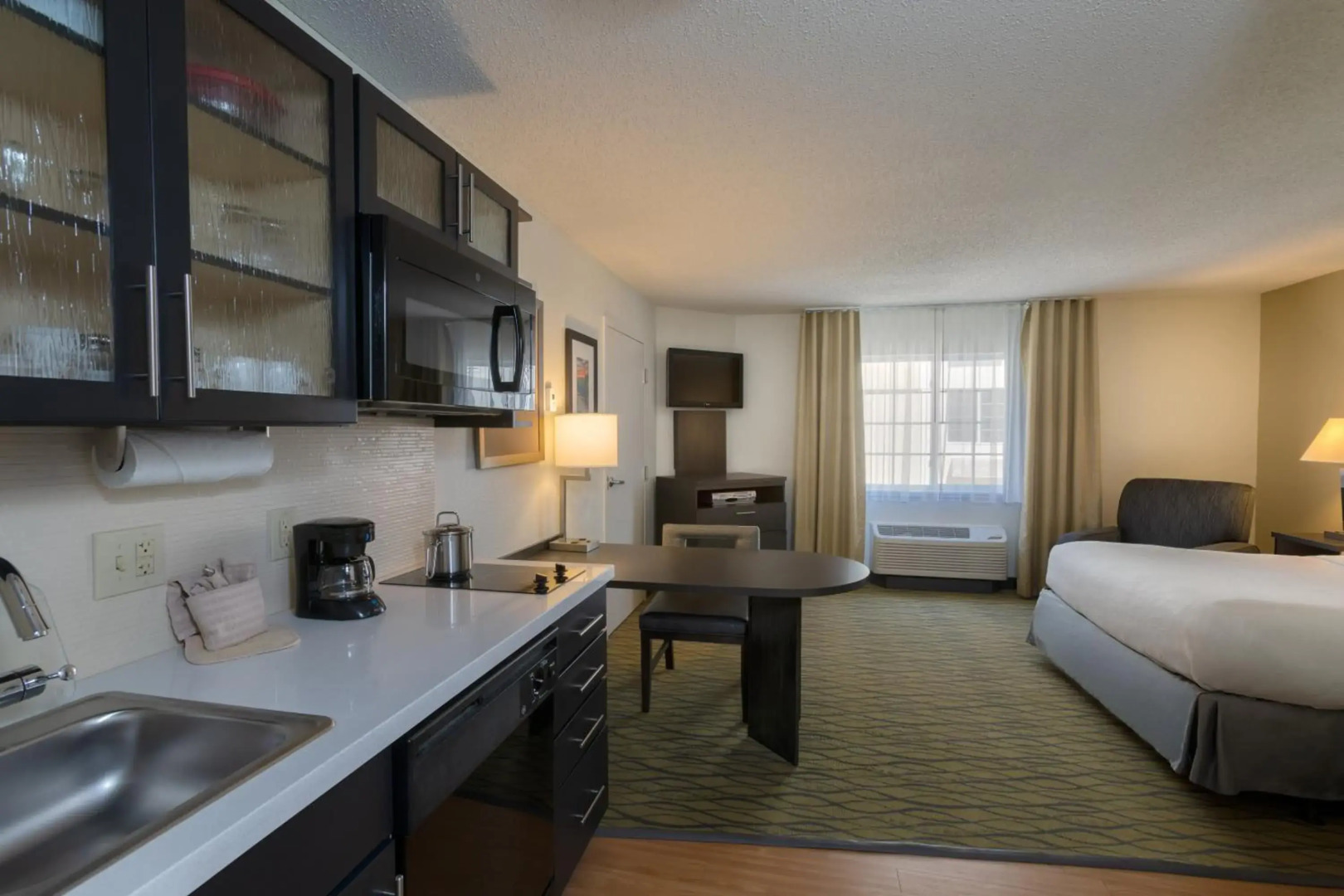 Candlewood Suites Rogers / Bentonville by IHG