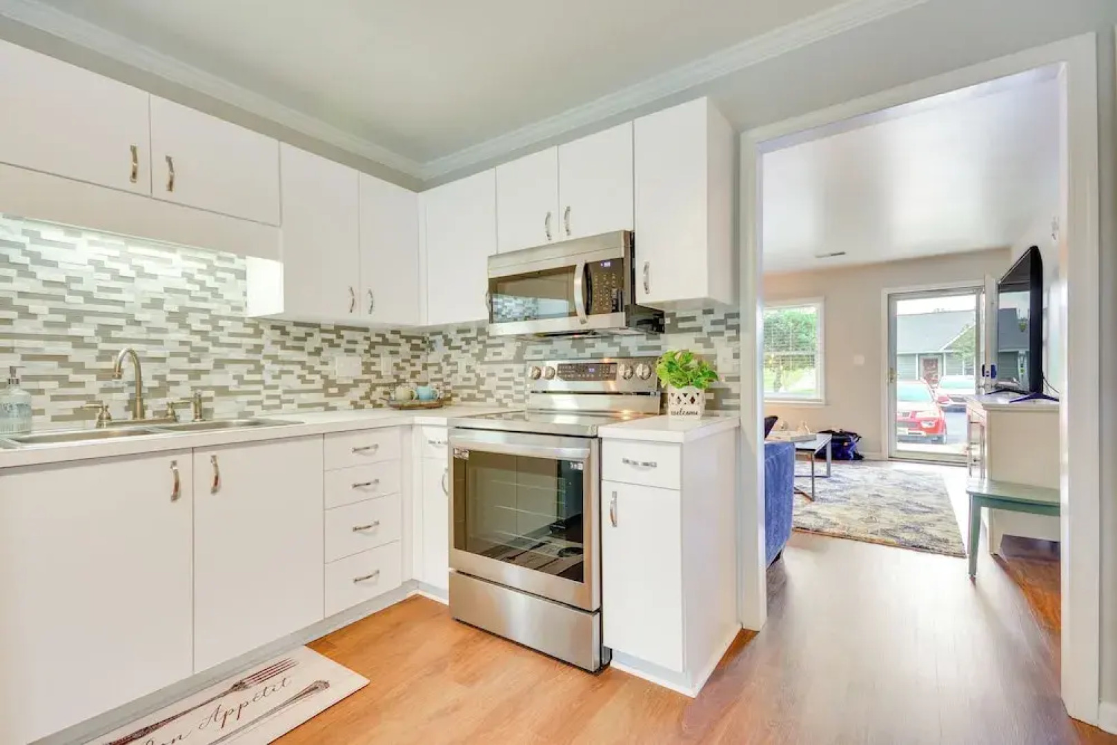 Ideally Located High Point Condo With Patio!