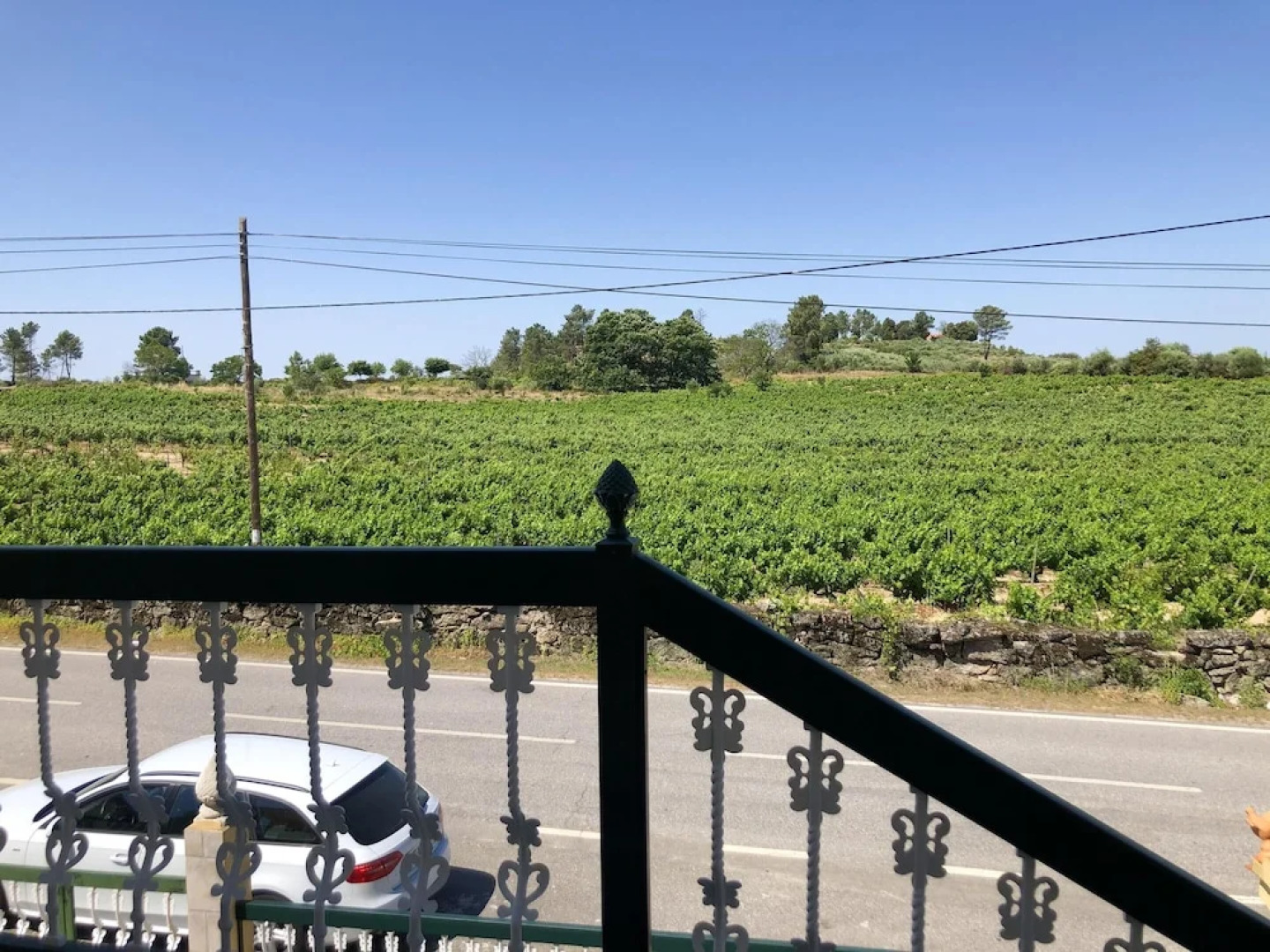 House With 4 Bedrooms in Cortiçada, With Wonderful Mountain View, Enclosed Garden and Wifi Near the Slopes