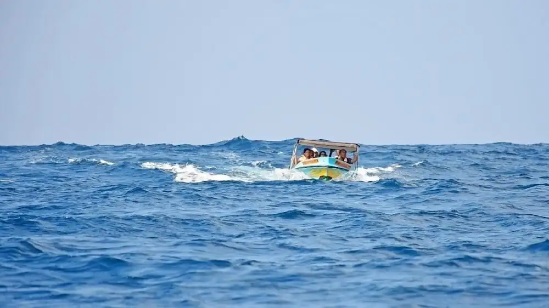 Отель Melheim Beach