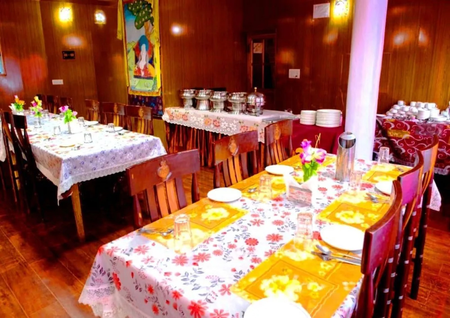 Hotel Khakshal Chubi