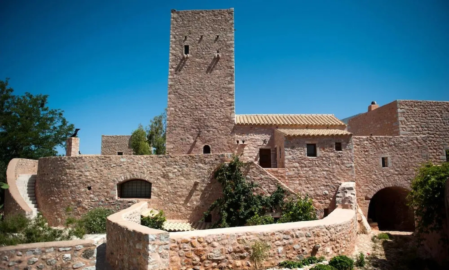 Arapakis Historic Castle