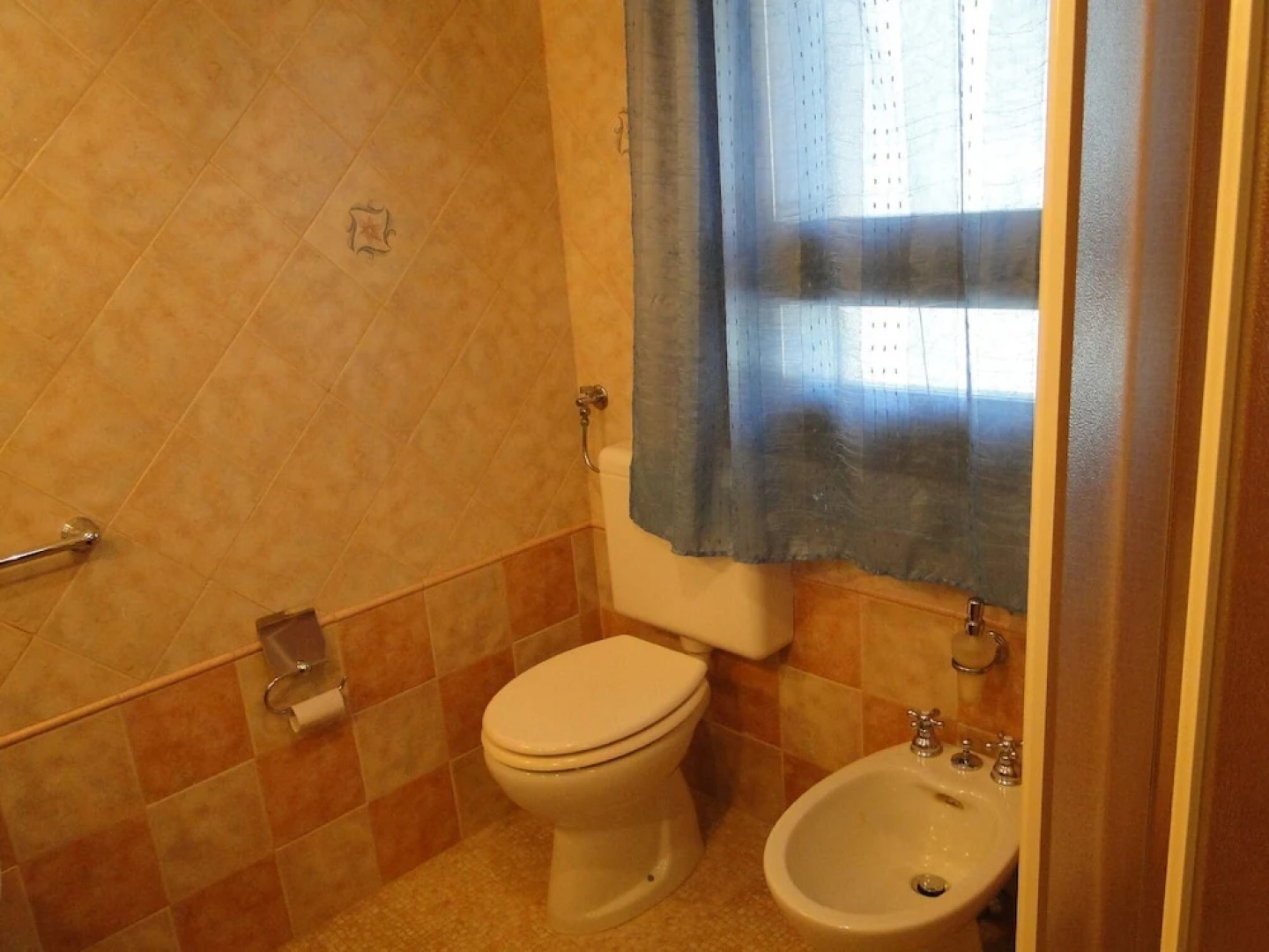 Secluded Holiday Home in Matino With Swimming Pool