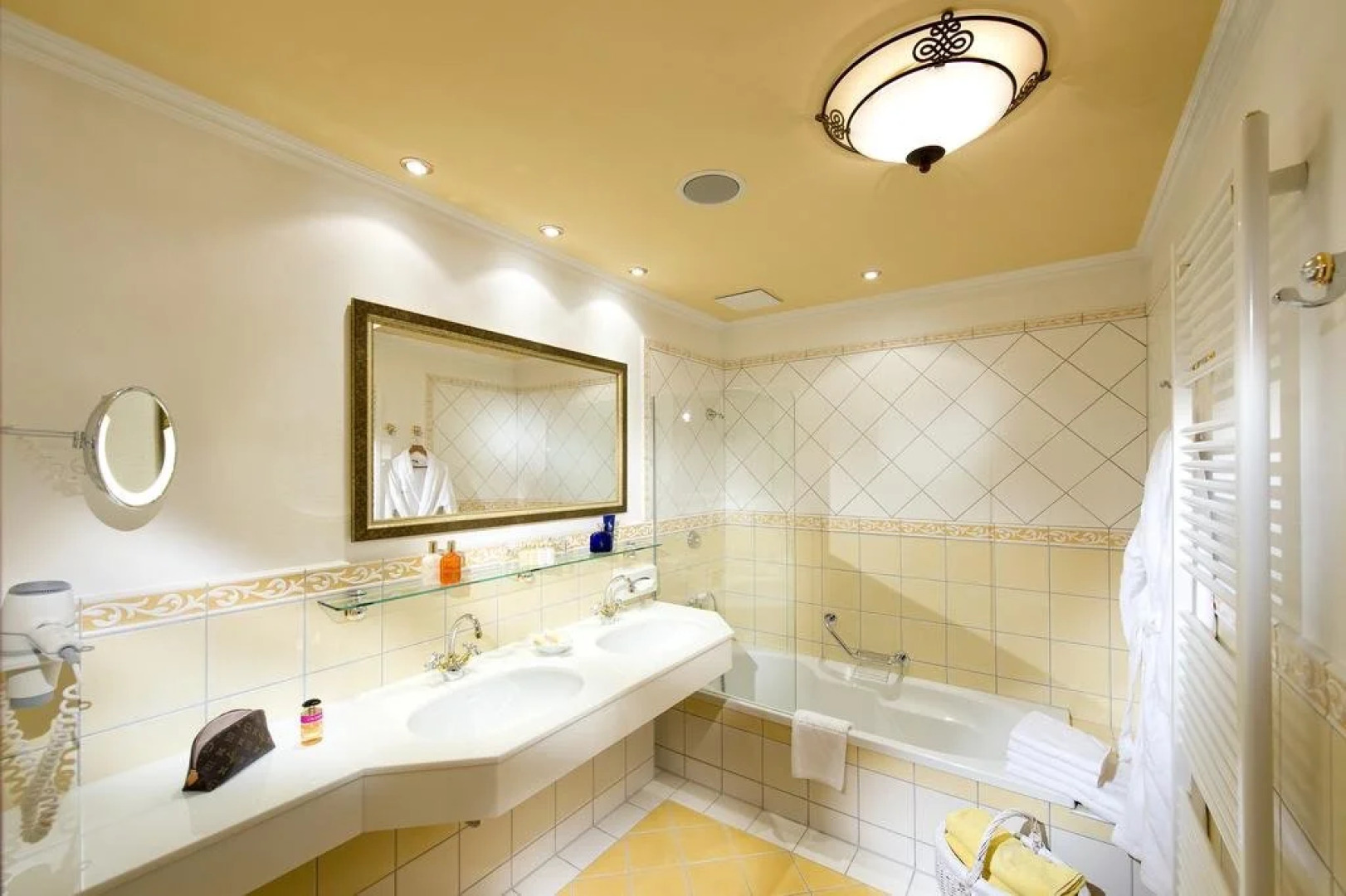 Hotel AlpenSchlössl