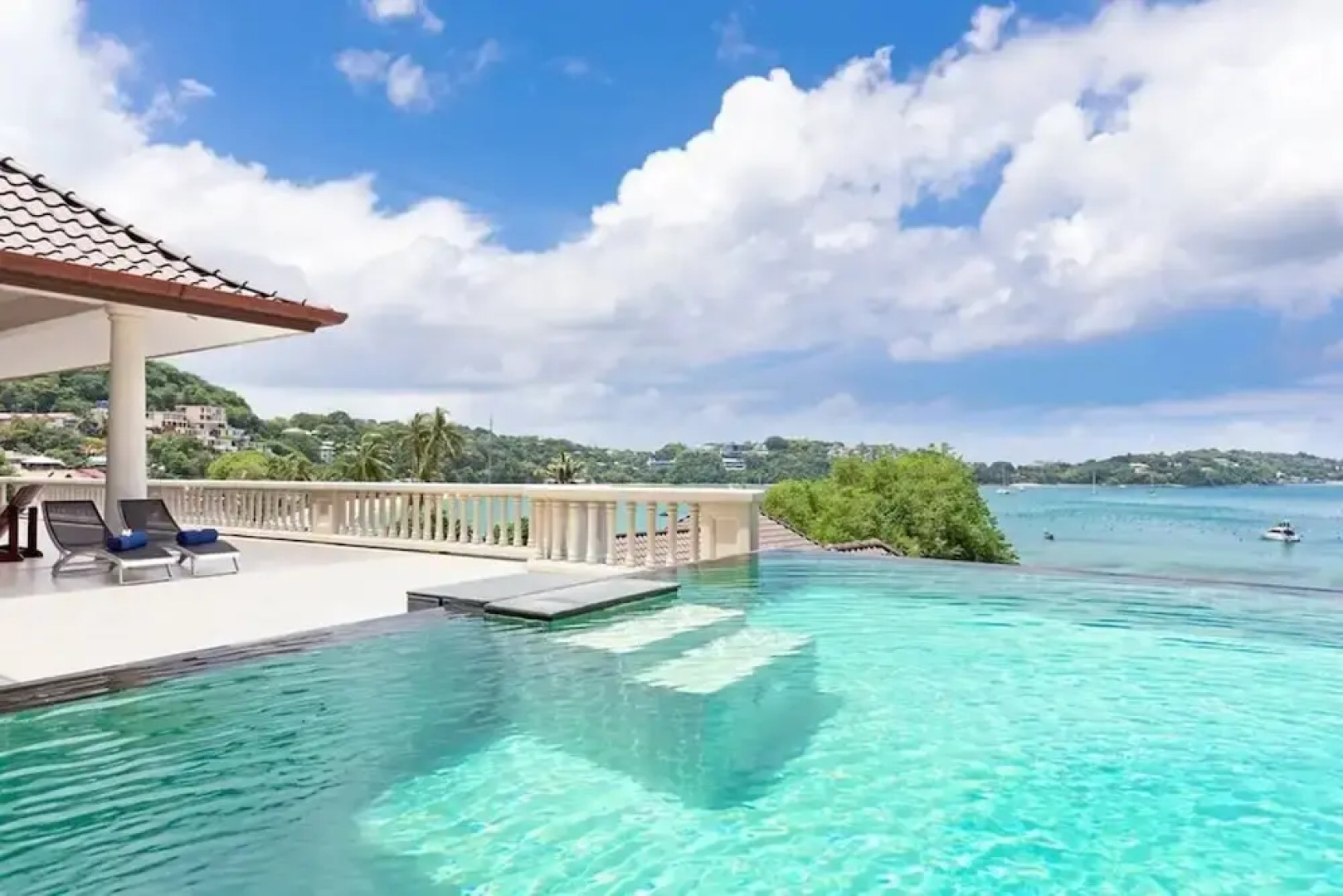 Luxury Beachfront Tai Pan Villa