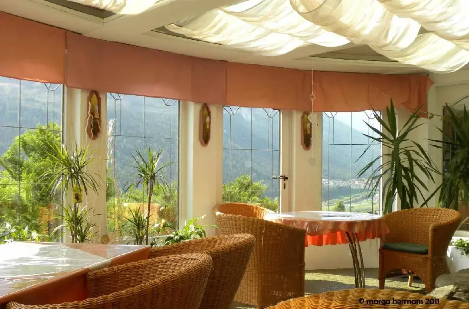 Hotel White Mountain