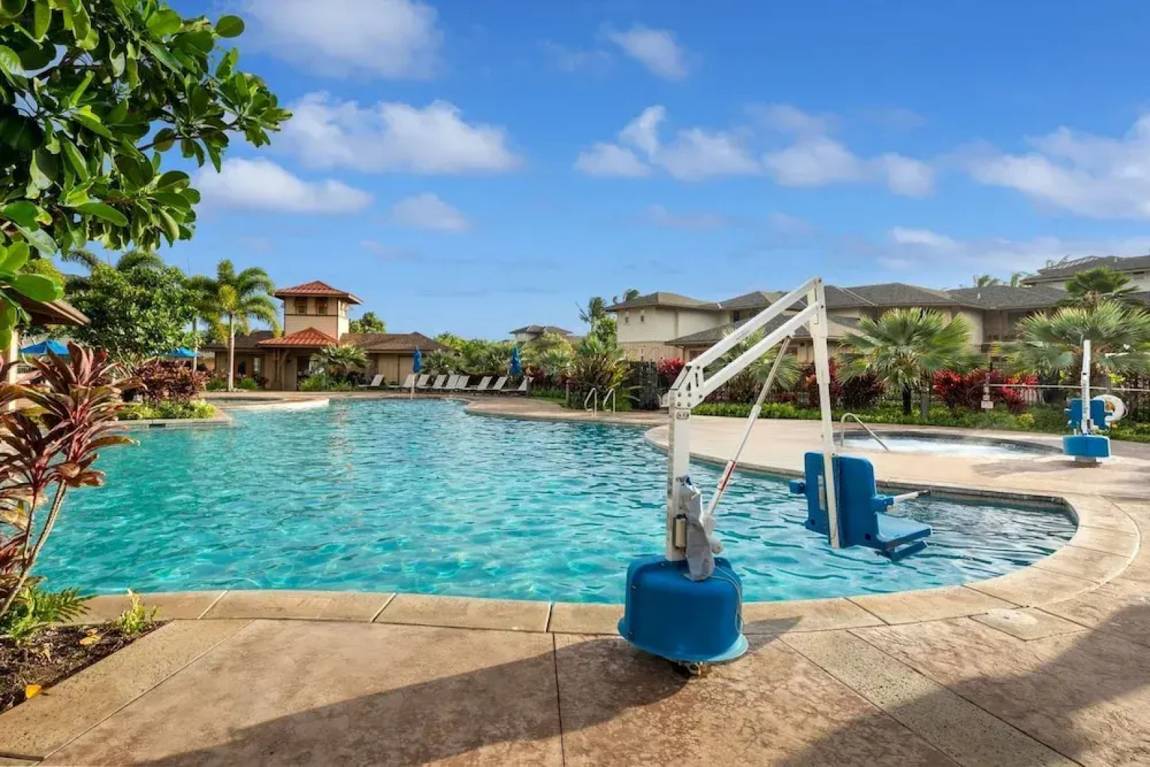 Pili Mai 5d 3 Bedroom Condo by RedAwning