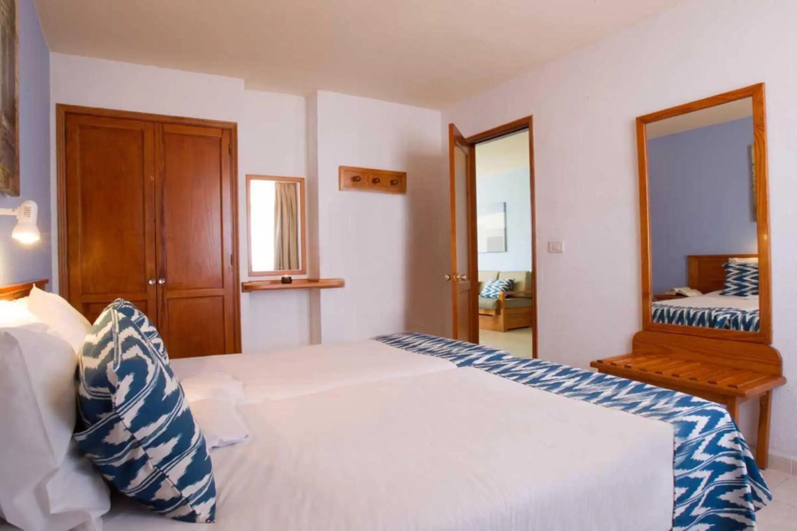 Aparthotel Playa del Sol - Adults Only