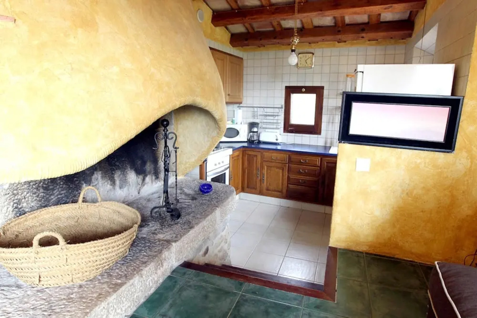 Apartment With 2 Bedrooms in Llampaies, With Pool Access, Enclosed Garden and Wifi Near the Beach