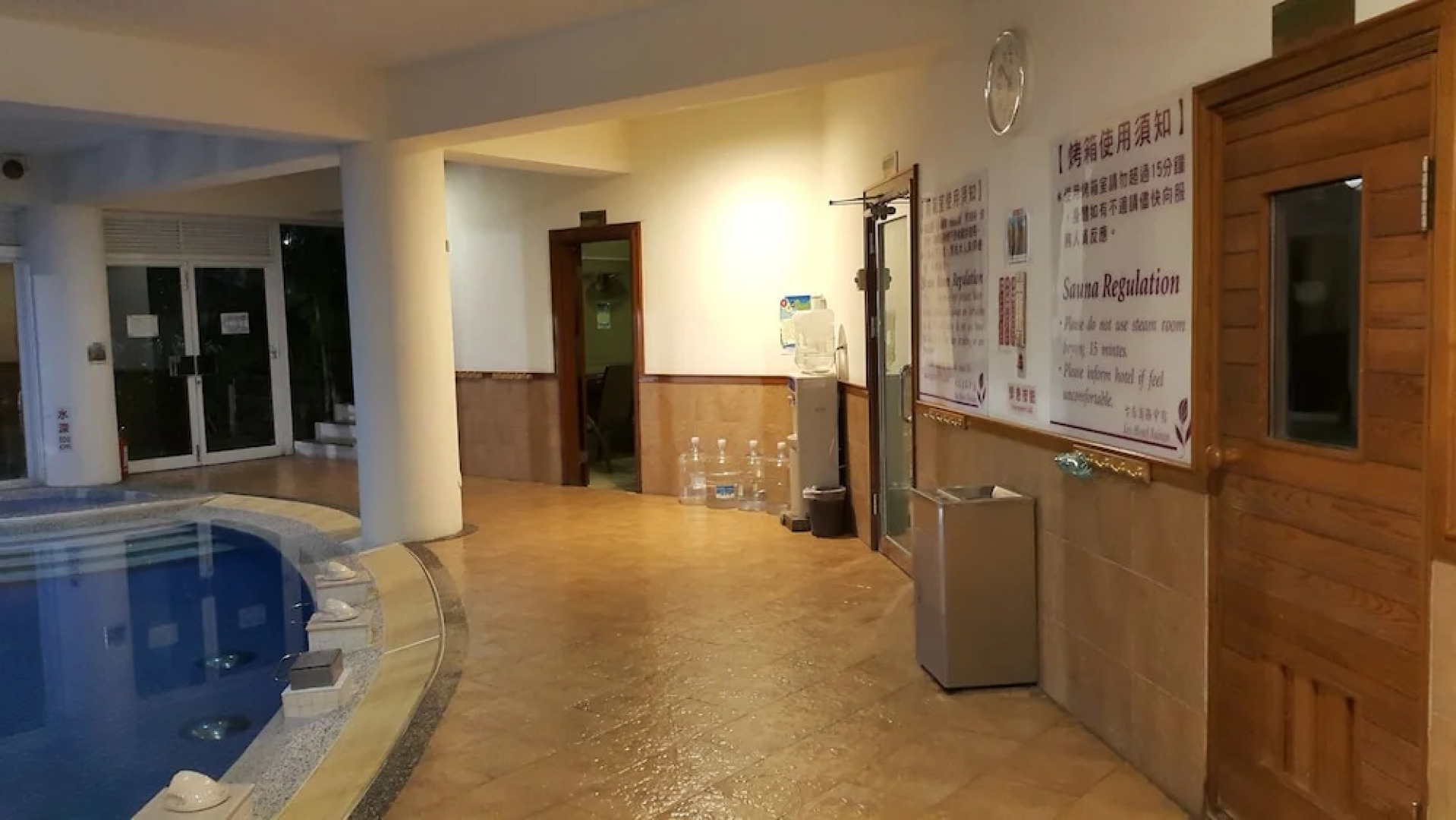 Yifeng Business Motel