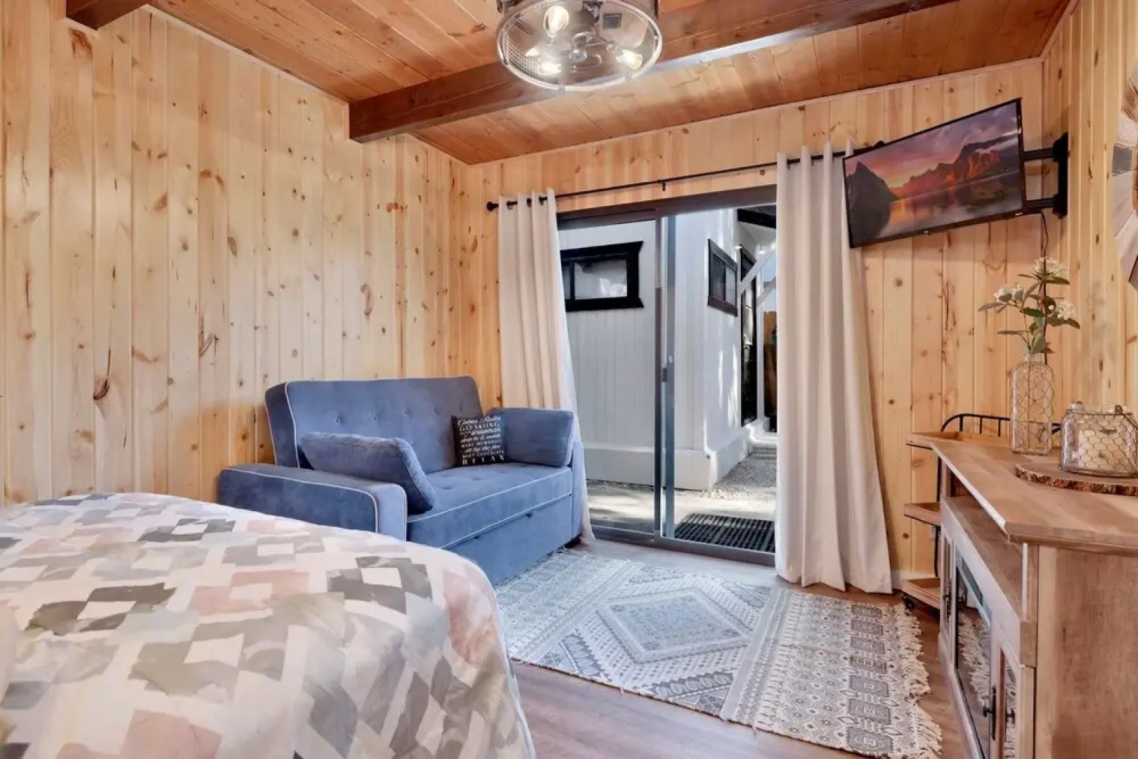 2144-pura Vida Bungalow 2 Bedroom Home by RedAwning