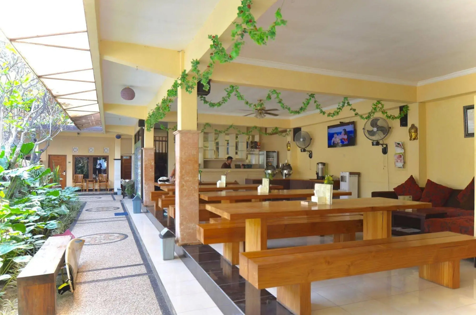 Central Inn
