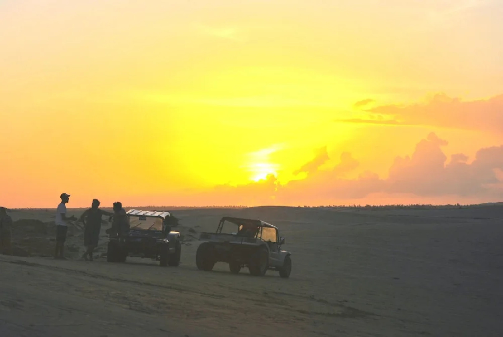 De Praia Brasil Suites & Beach House